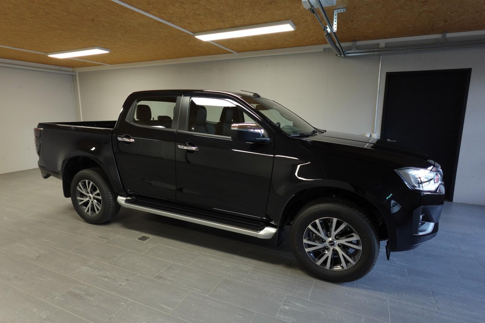 ISUZU D-Max Crew Pick-up 1.9 DDi N60 B 4x4-image-3