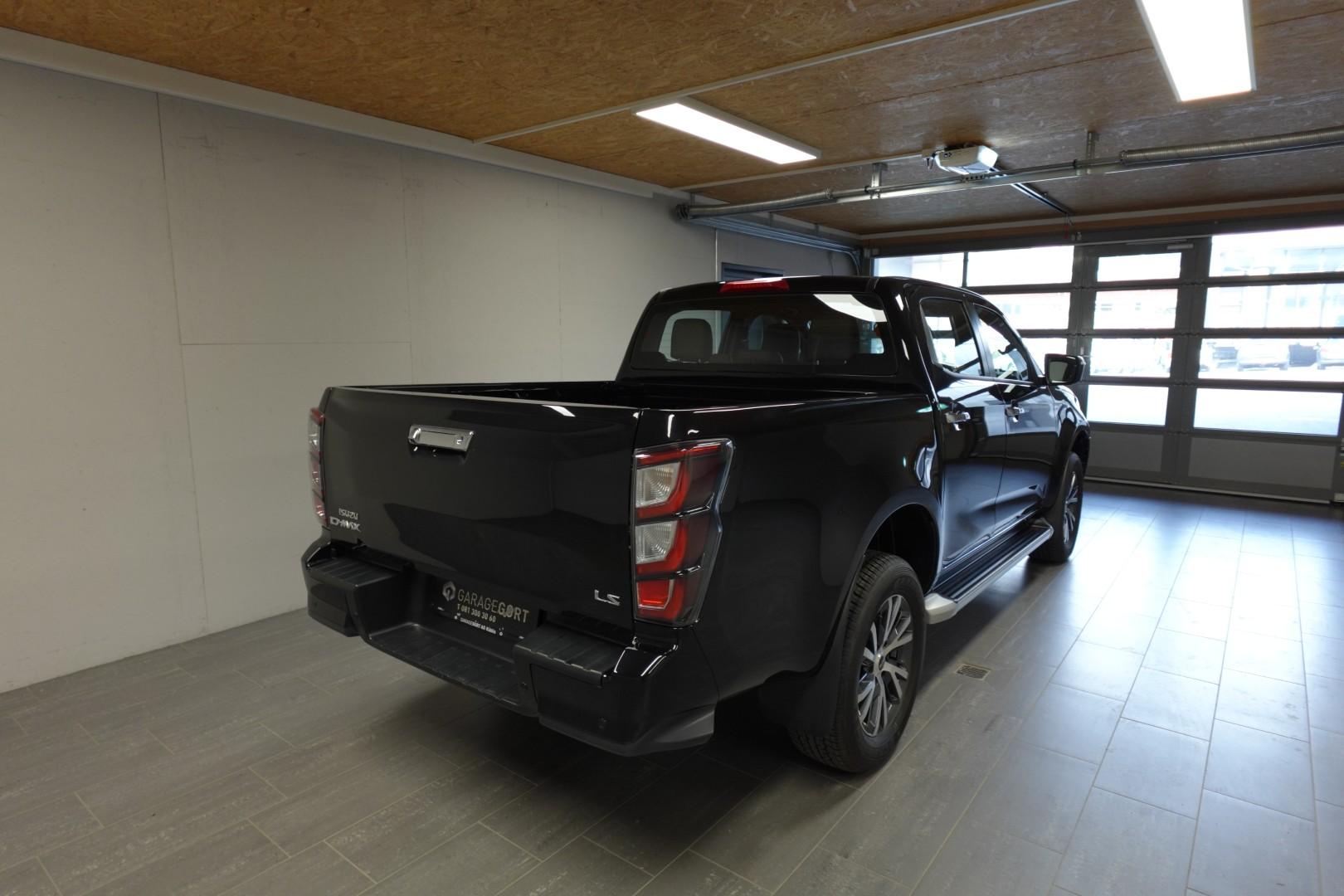 ISUZU D-Max Crew Pick-up 1.9 DDi N60 B 4x4-image-9
