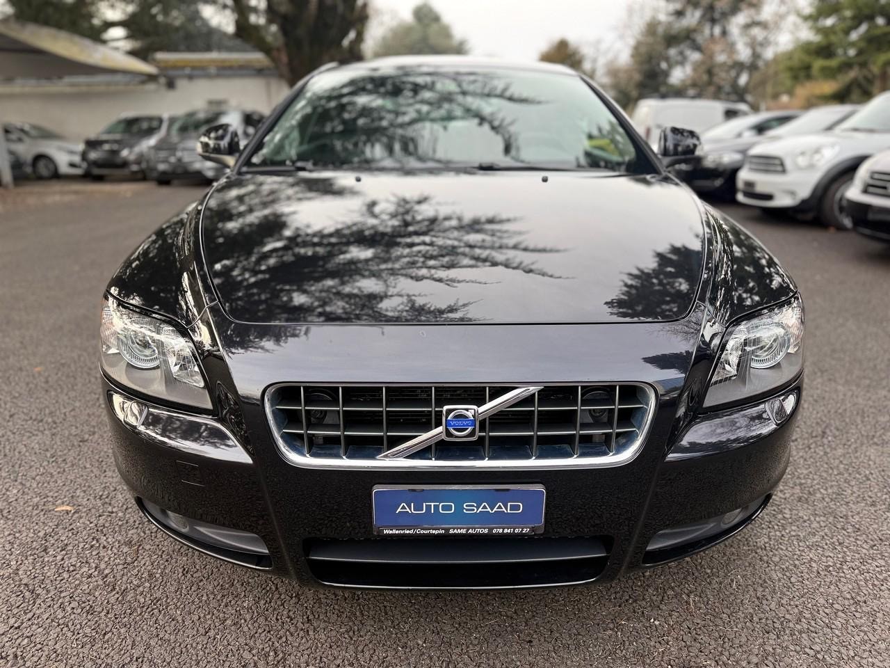VOLVO C70 2.4i Summum-image-0