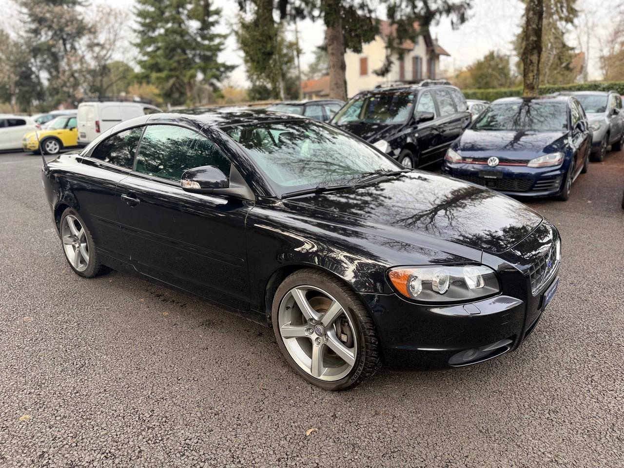 VOLVO C70 2.4i Summum-image-5