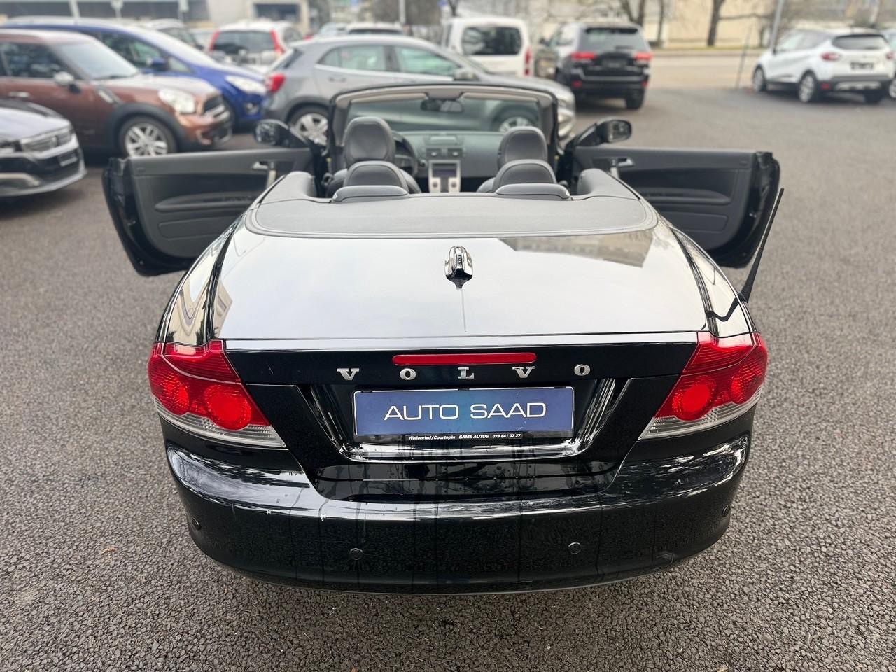 VOLVO C70 2.4i Summum-image-11