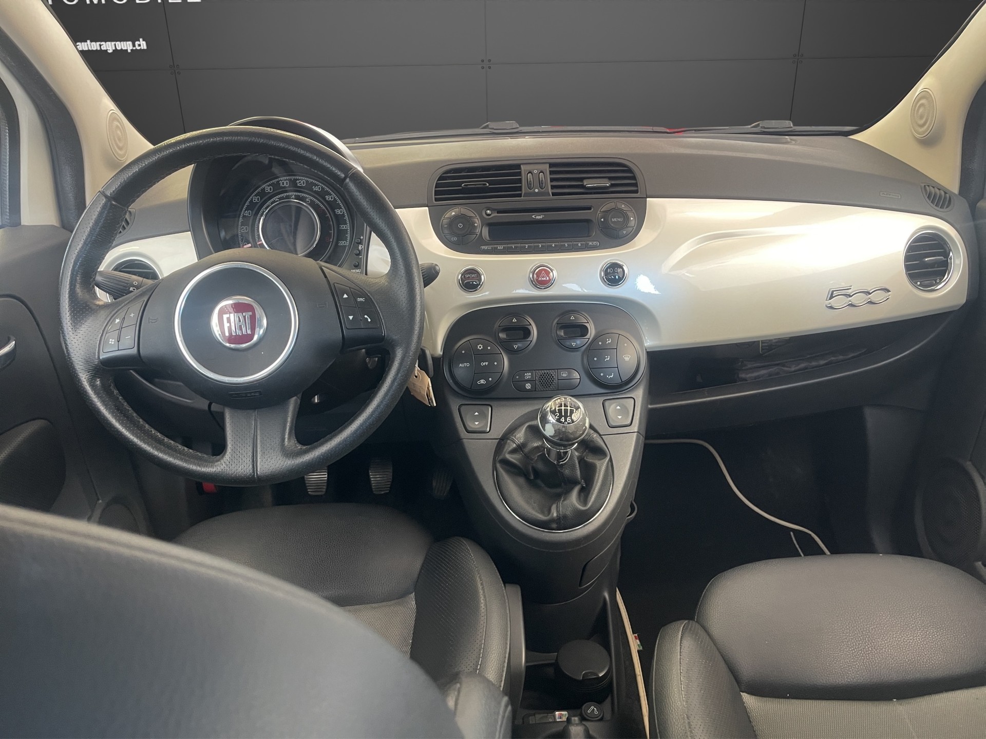 FIAT 500C 1.4 16V Lounge-image-8