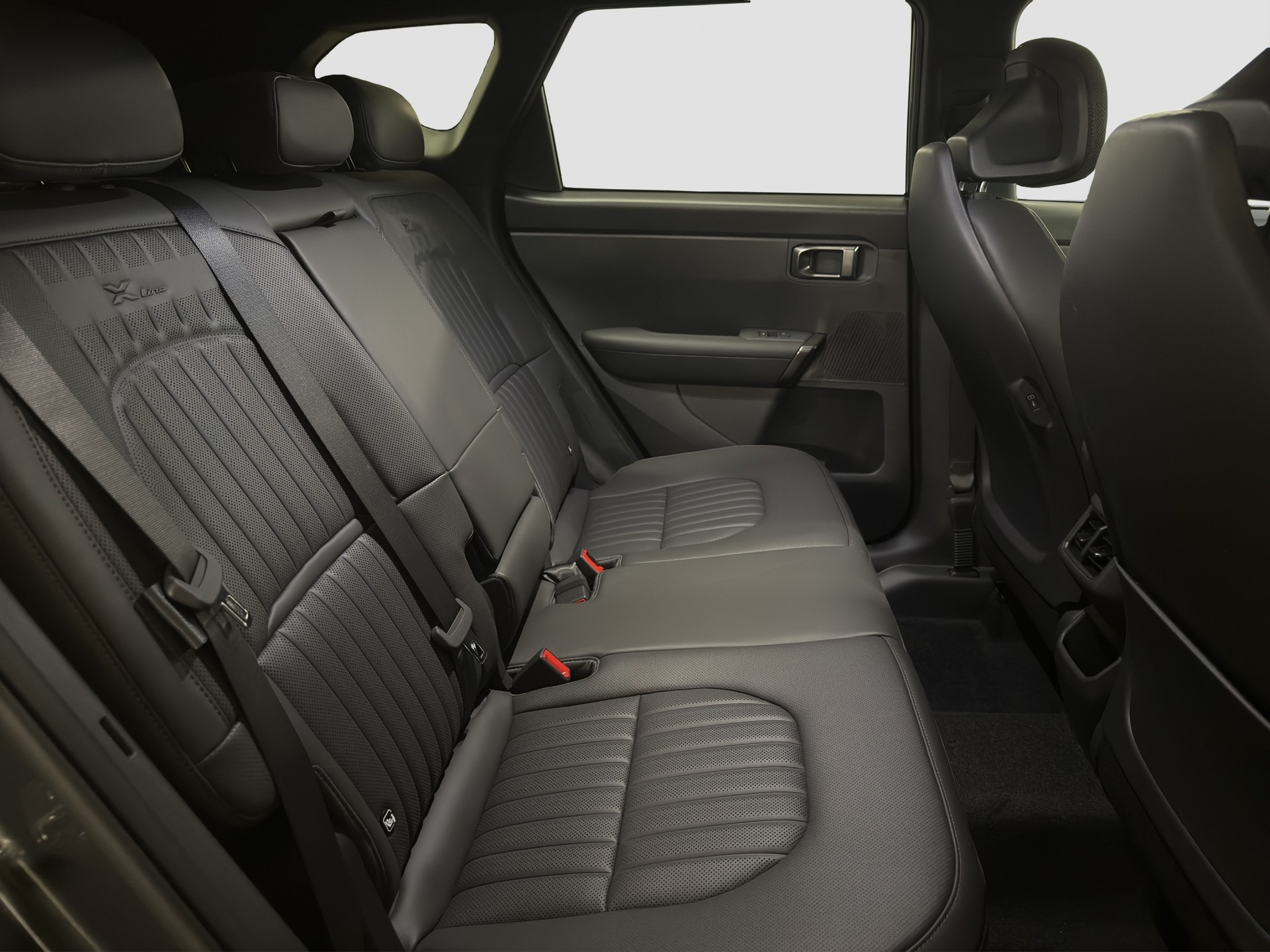 KIA Seltos 1.6 T-GDi X-Line-image-10
