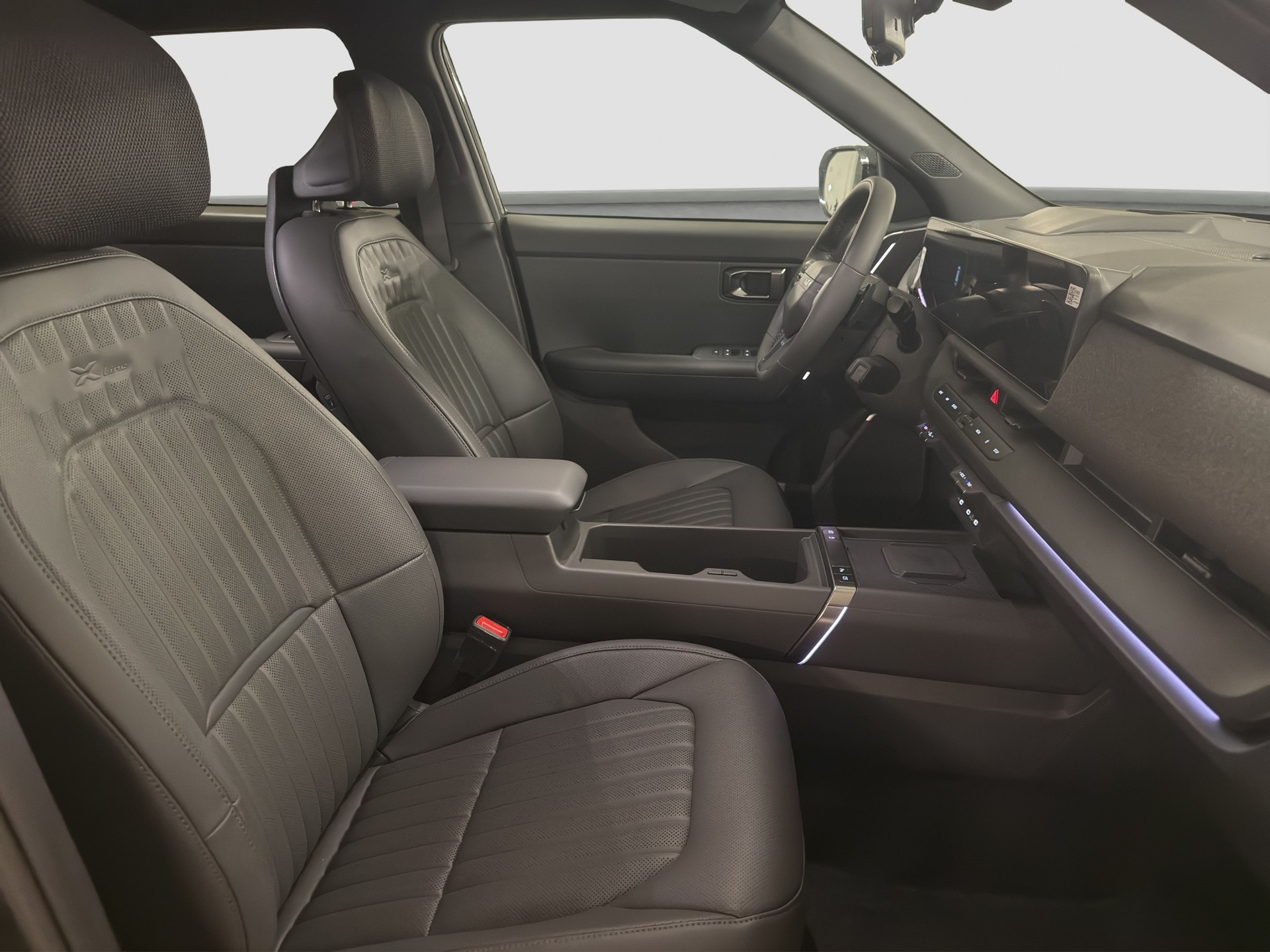 KIA Seltos 1.6 T-GDi X-Line-image-9