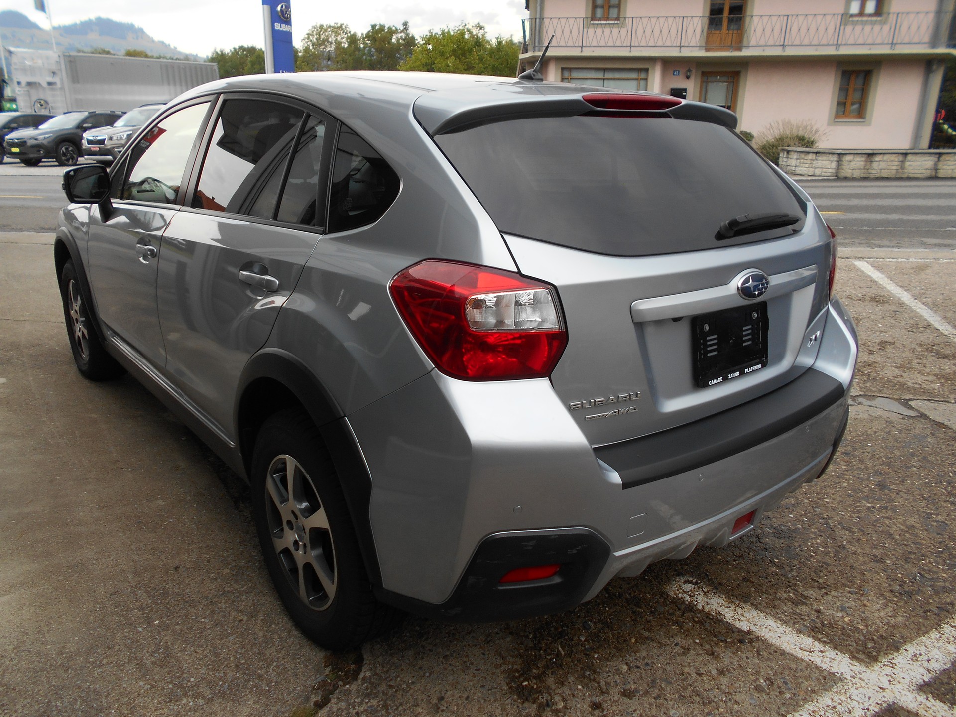 SUBARU XV 2.0 Swiss Two AWD CVT-image-6