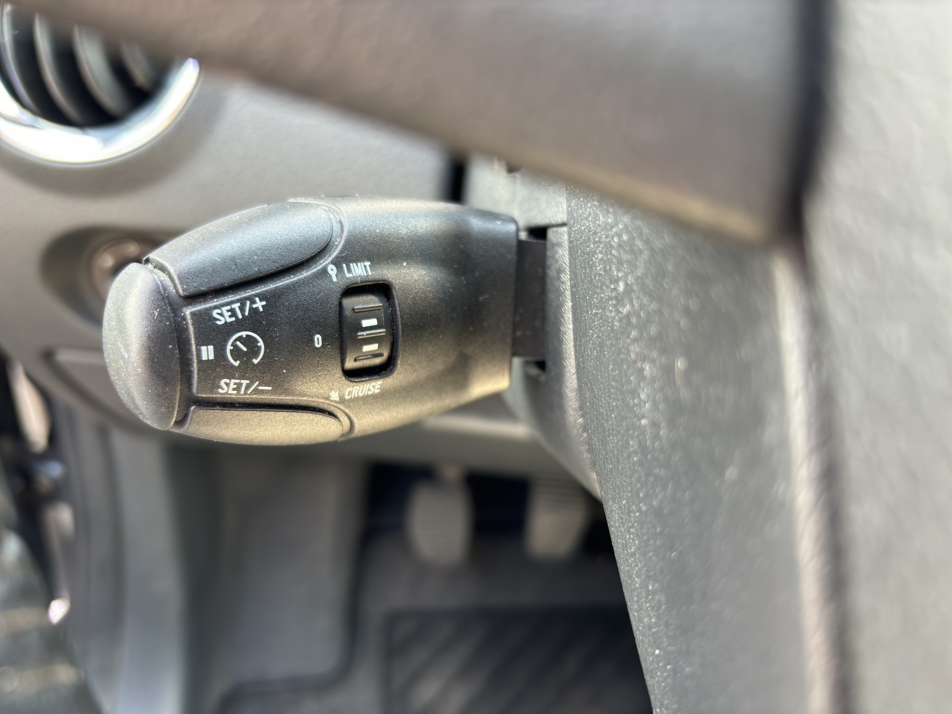 CITROEN C3 1.6i 16V Exclusive-image-22