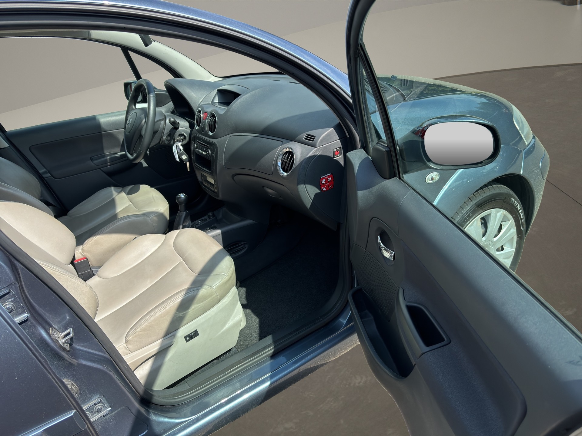 CITROEN C3 1.6i 16V Exclusive-image-16