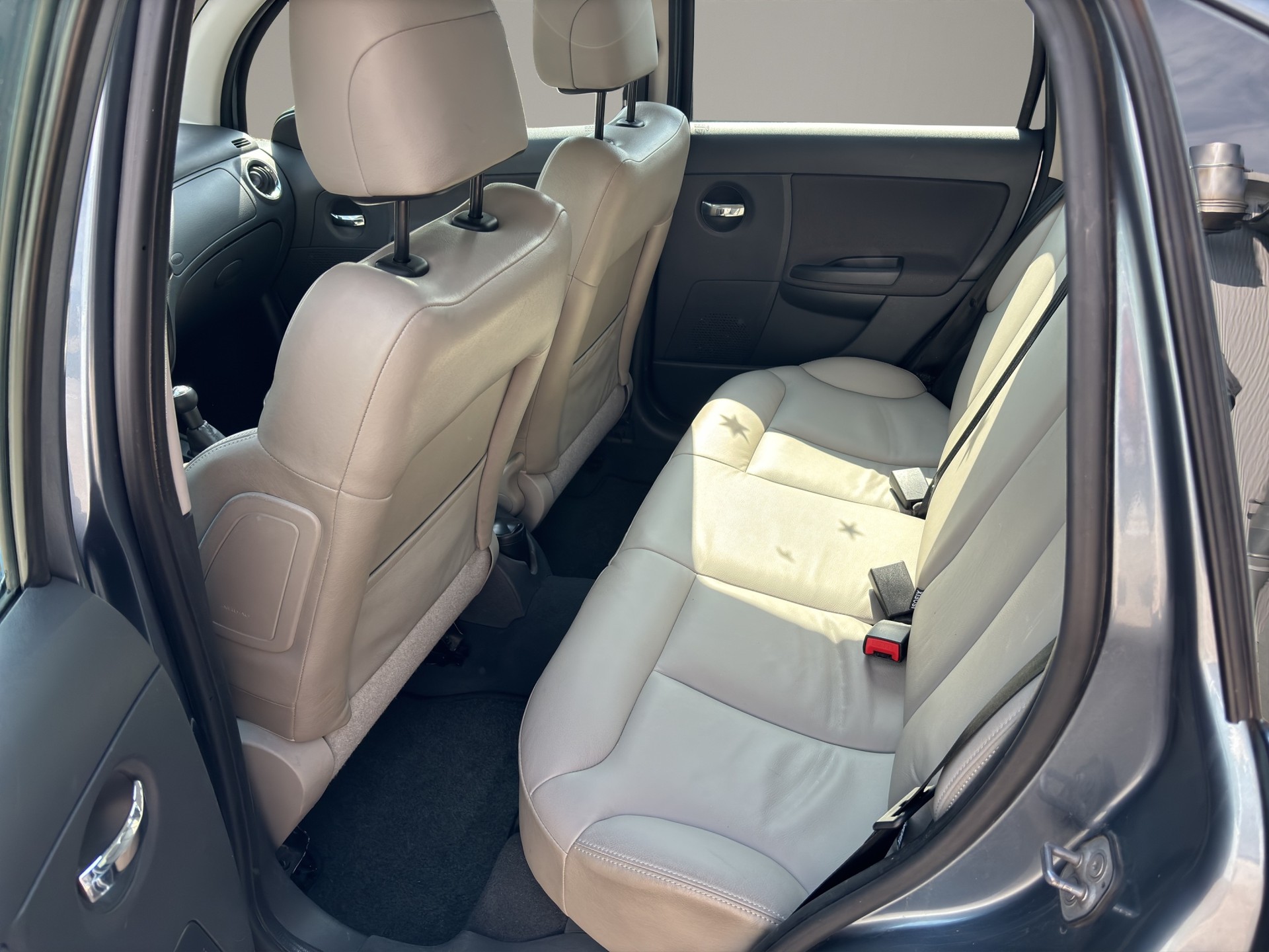 CITROEN C3 1.6i 16V Exclusive-image-12