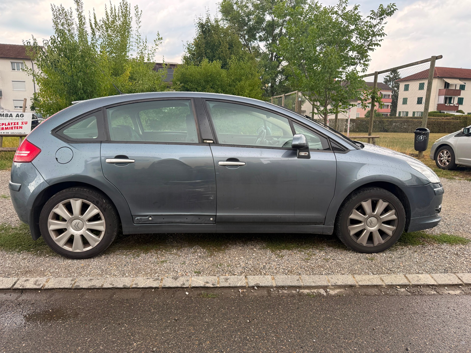 CITROEN C4 Berline 2.0i 16V VTR Automatic-image-1