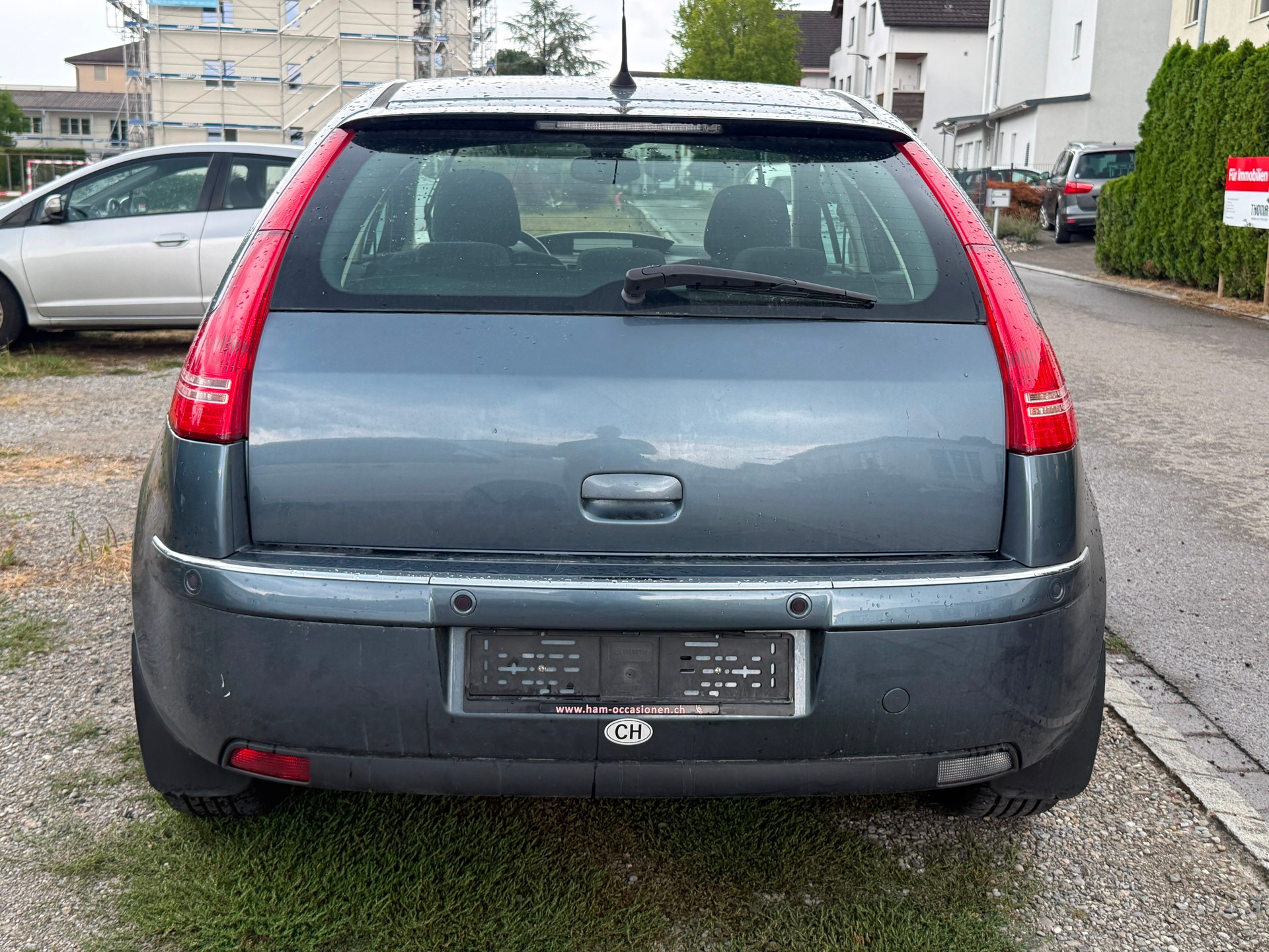 CITROEN C4 Berline 2.0i 16V VTR Automatic-image-3