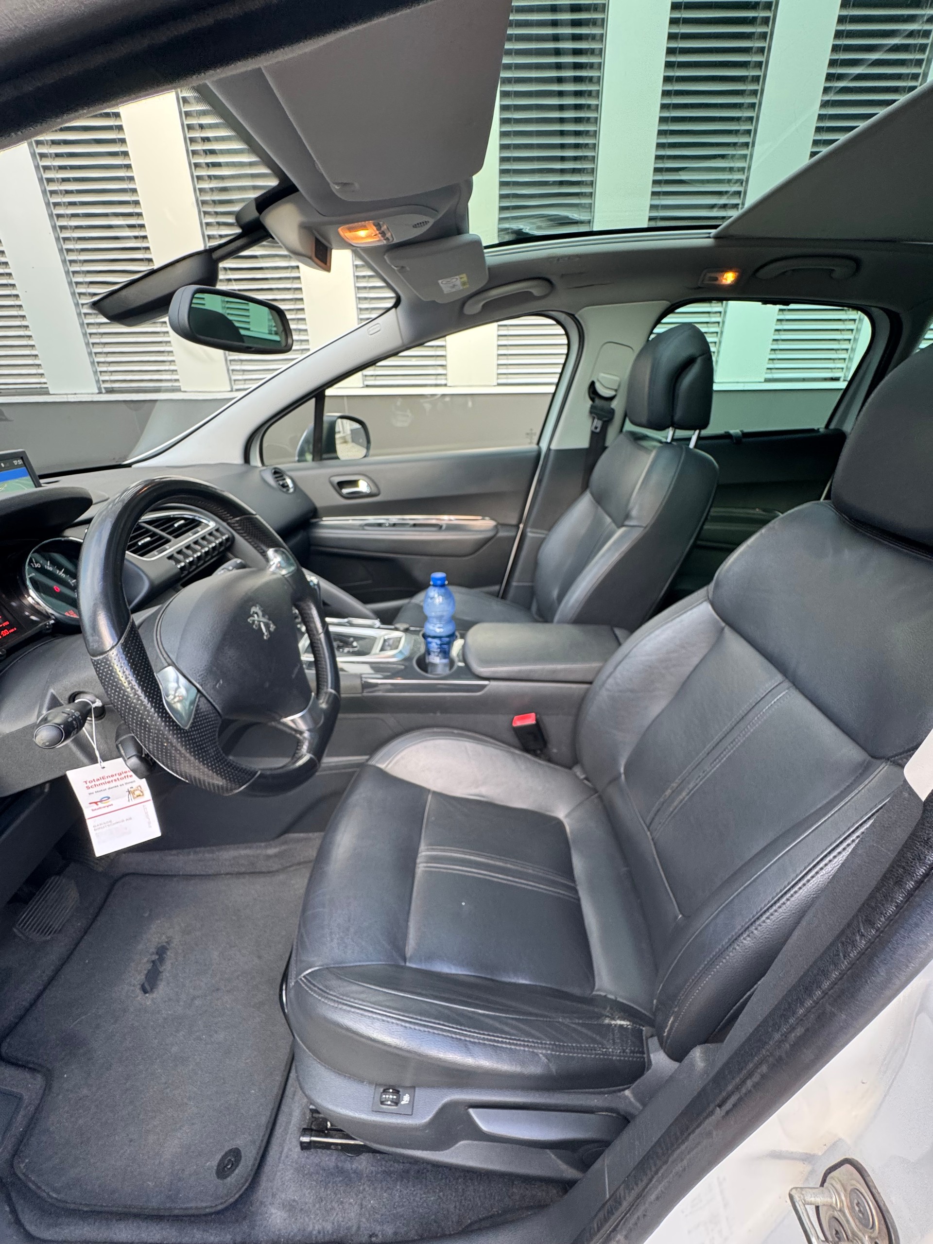 PEUGEOT 3008 1.6 Blue HDI Busineness EAT-image-5