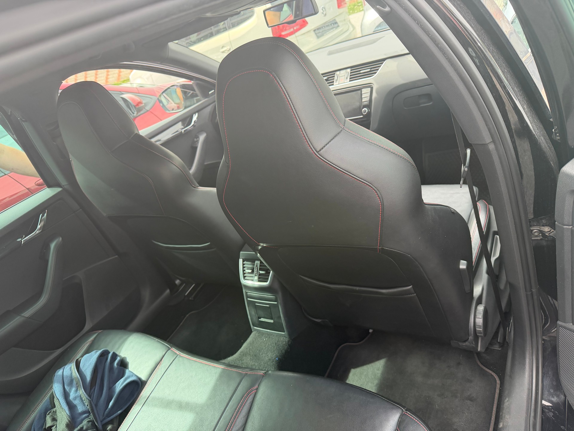 SKODA Octavia Combi 2.0 TSI RS DSG-image-6