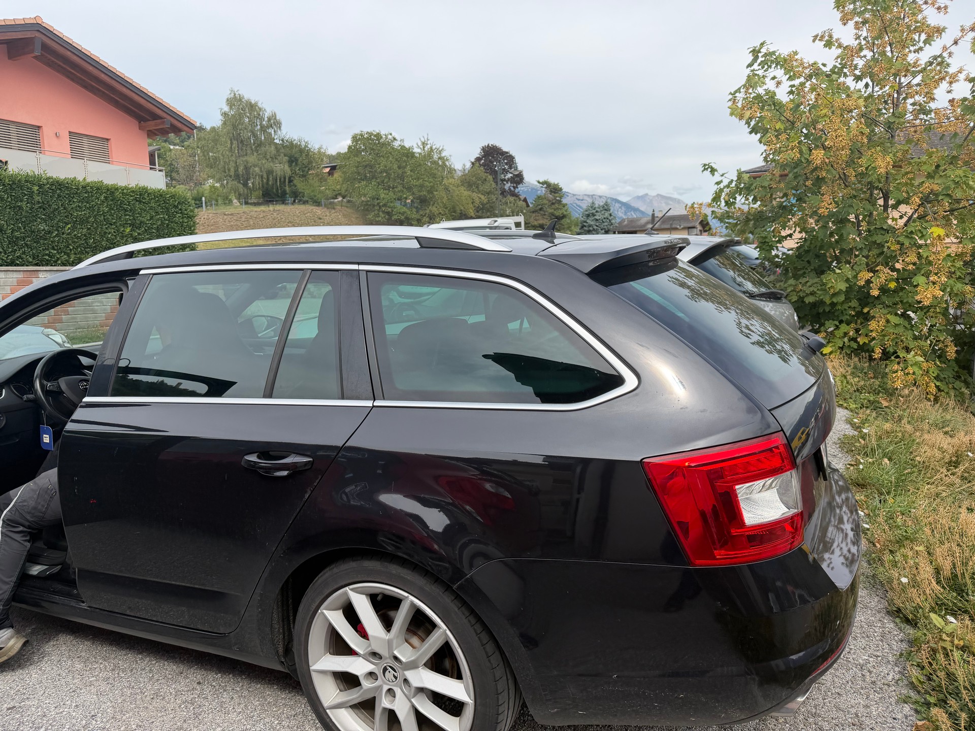 SKODA Octavia Combi 2.0 TSI RS DSG-image-7