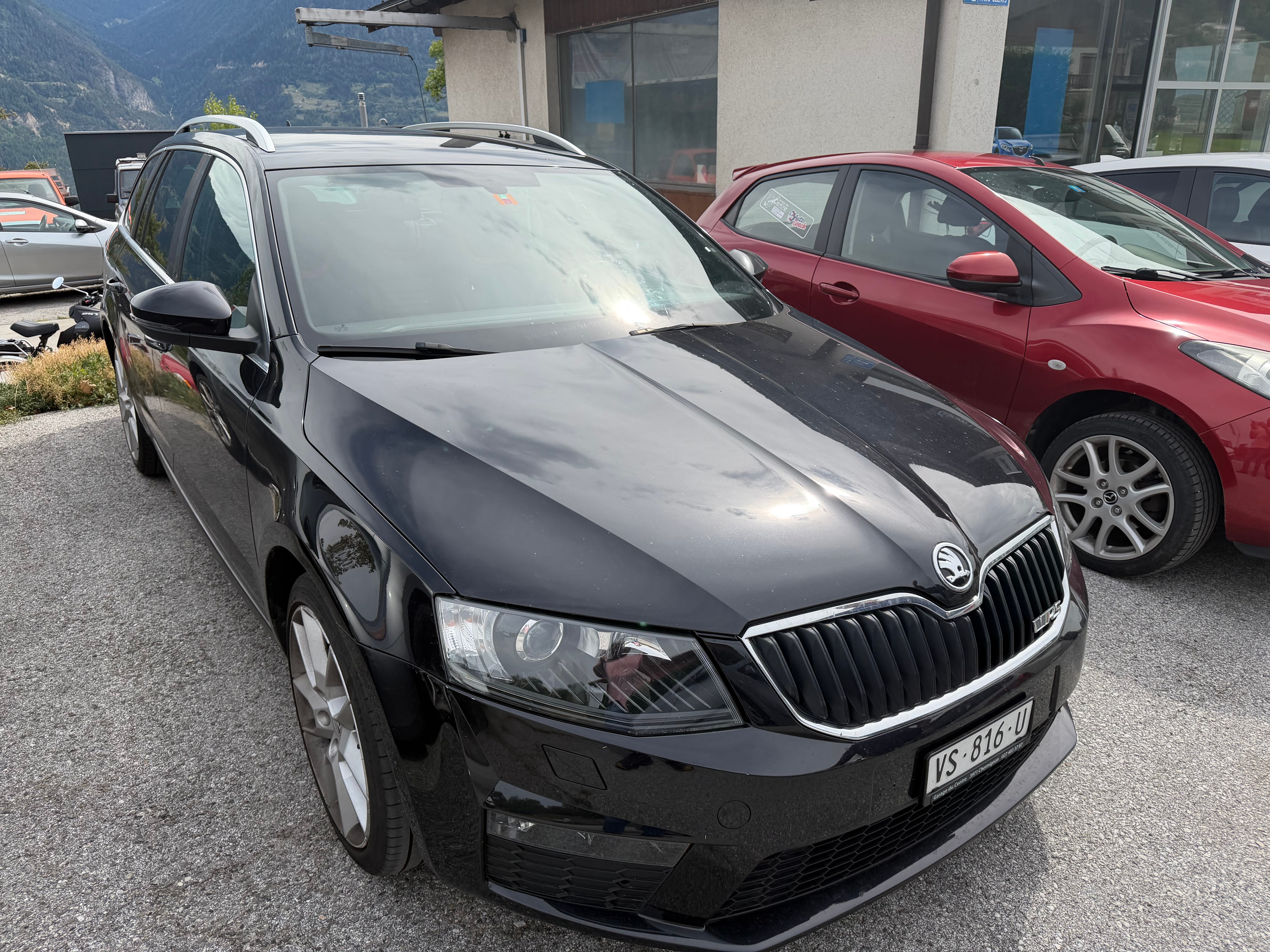 Car photo