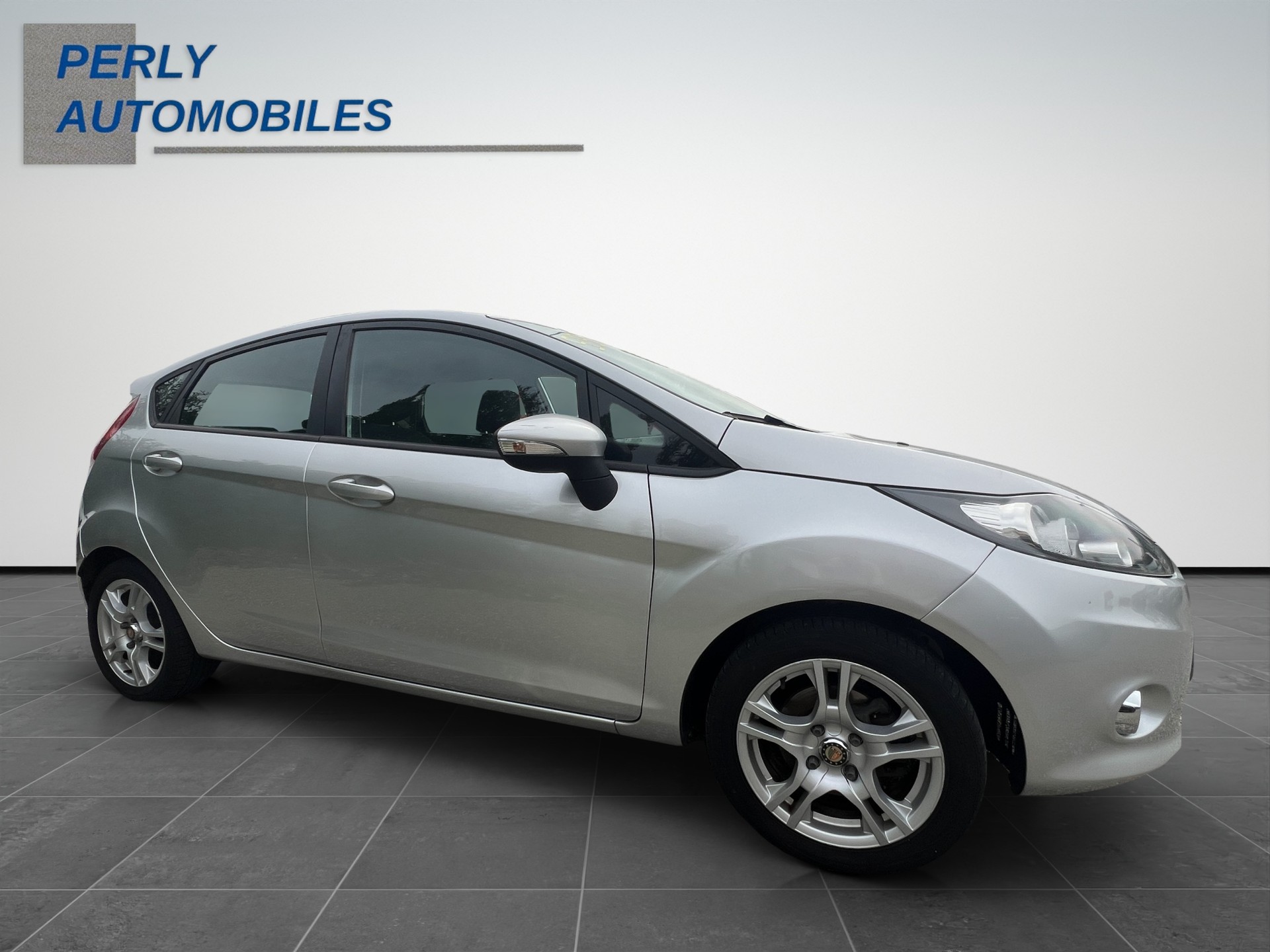 FORD Fiesta 1.4 16V Trend-image-7
