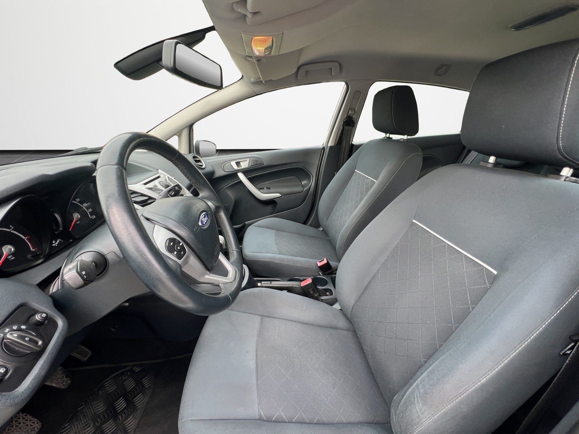 FORD Fiesta 1.4 16V Trend-image-8