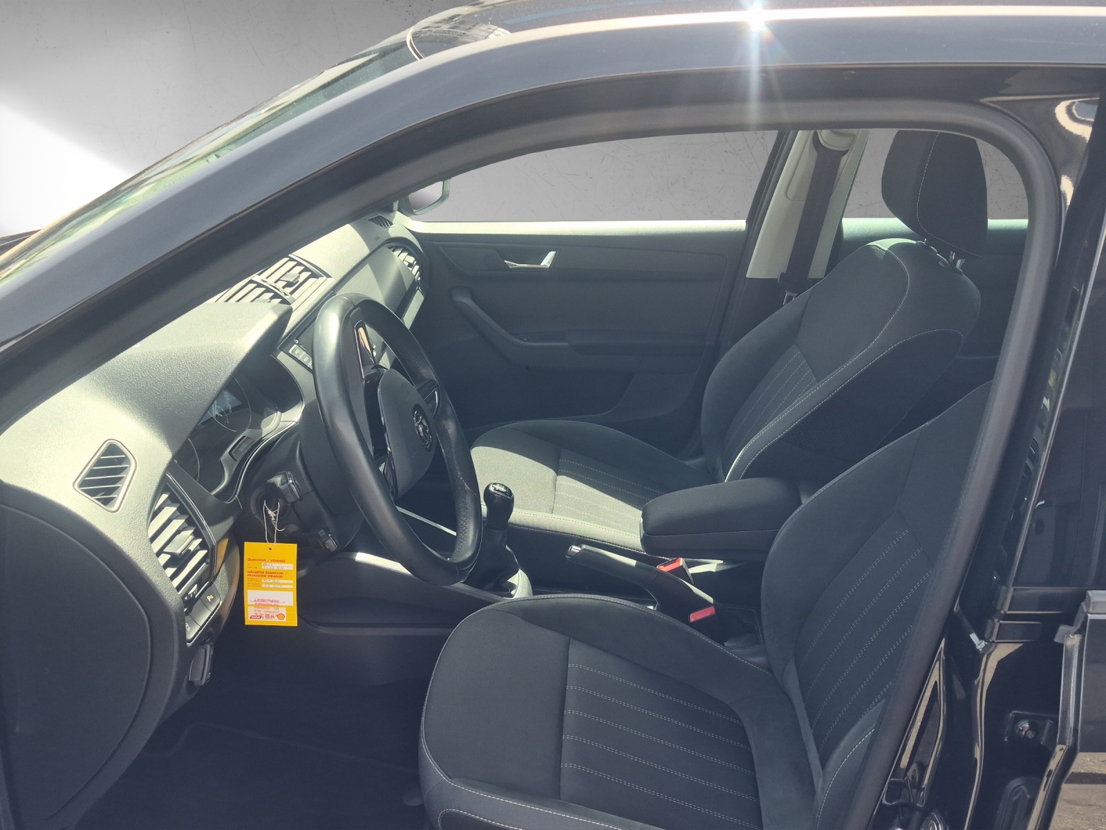 SKODA Fabia 1.0 TSI Style-image-8