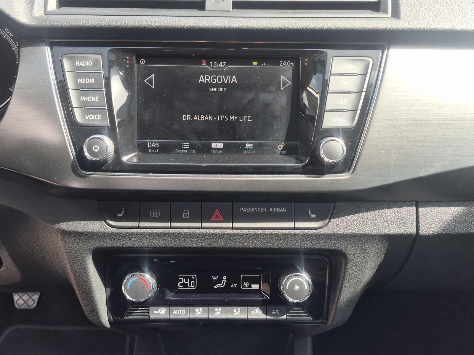 SKODA Fabia 1.0 TSI Style-image-12