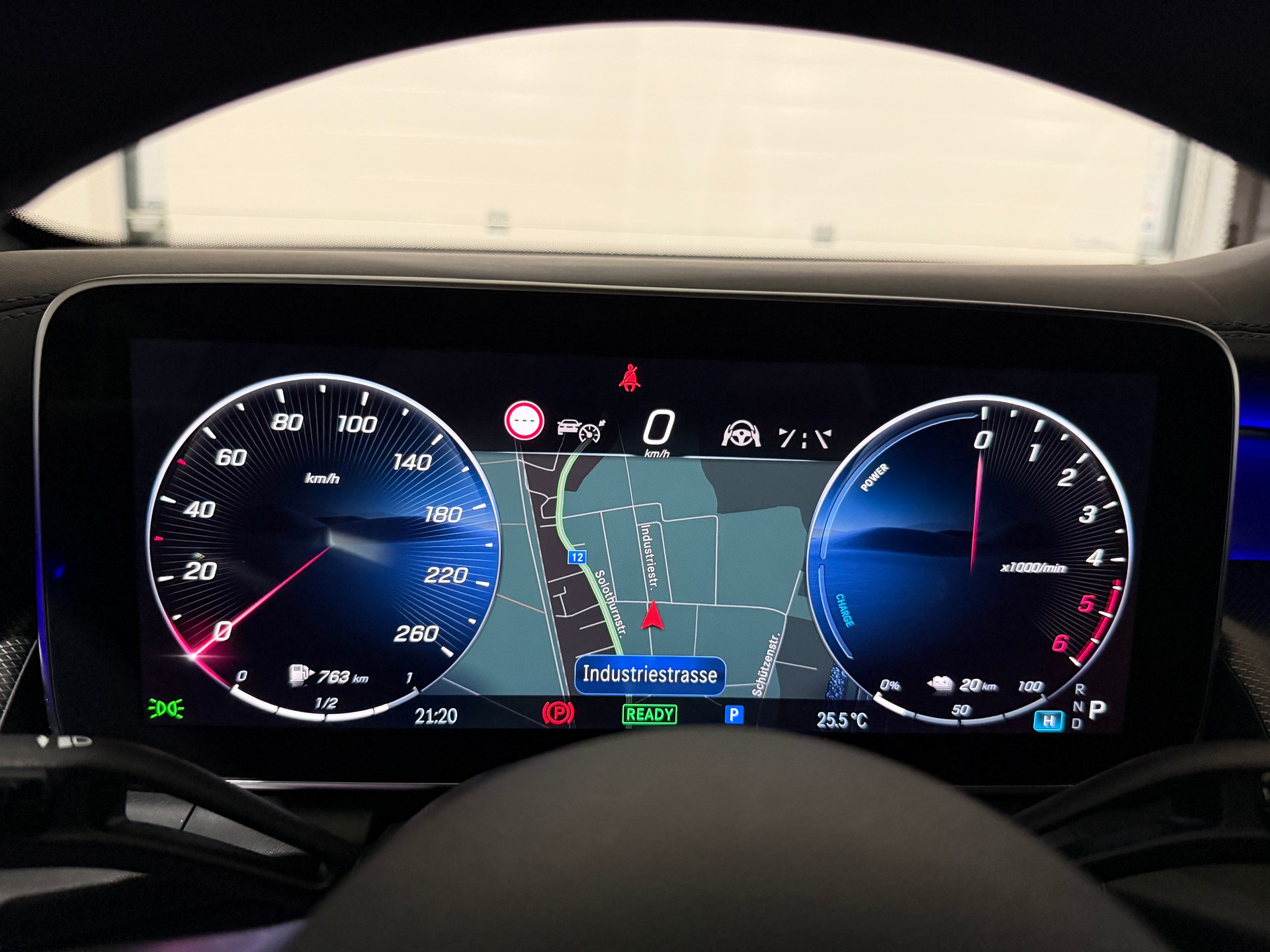 MERCEDES-BENZ GLC 300 de 4Matic AMG Line 9G-Tronic (CH)-image-9