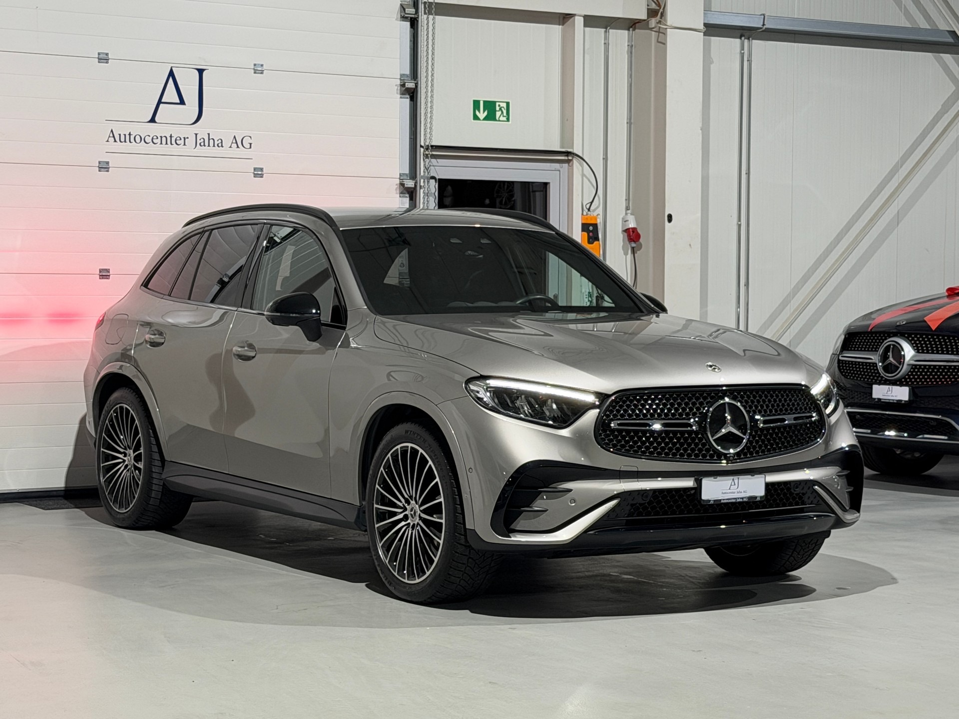 MERCEDES-BENZ GLC 300 de 4Matic AMG Line 9G-Tronic (CH)-image-4