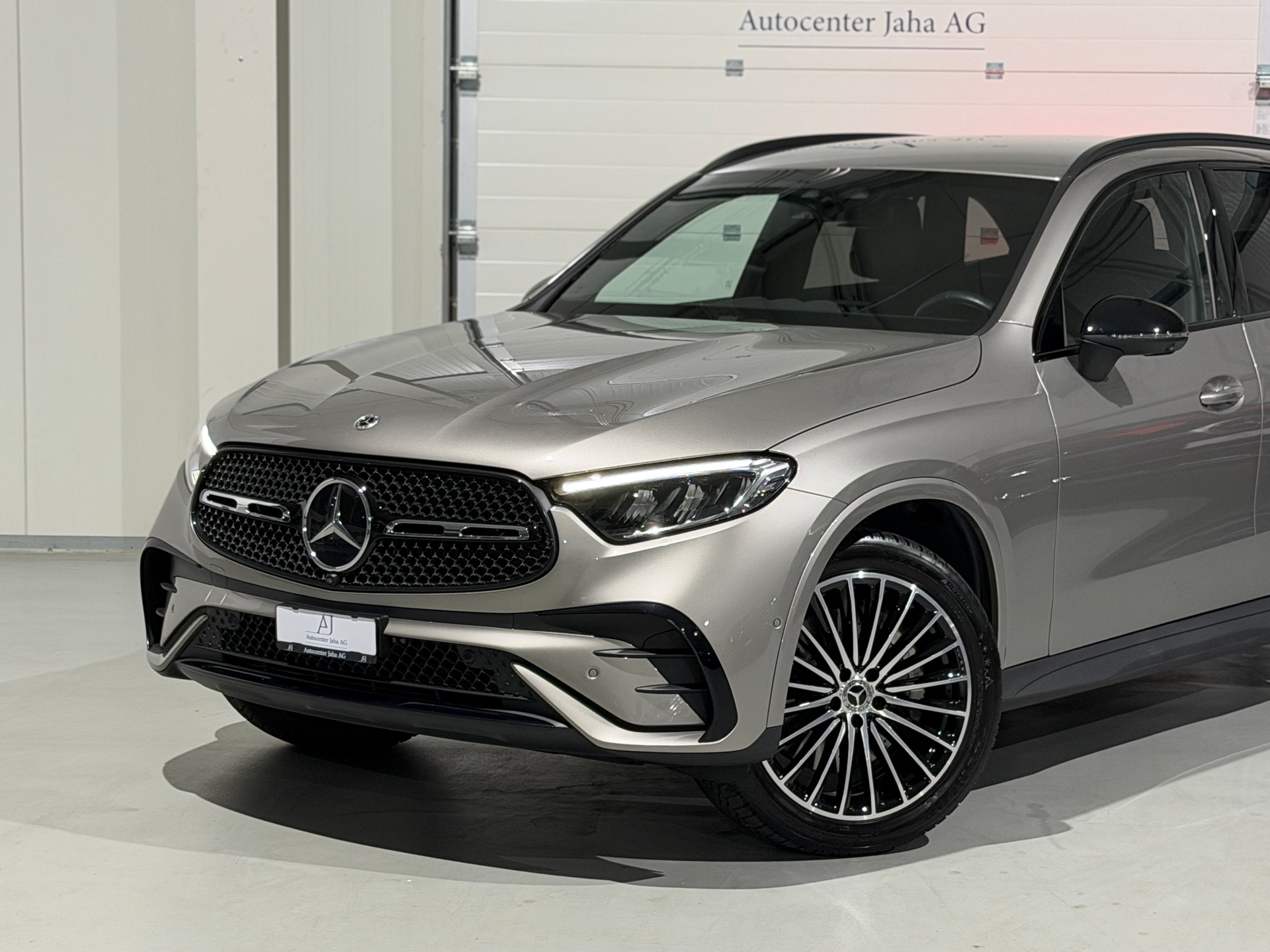 MERCEDES-BENZ GLC 300 de 4Matic AMG Line 9G-Tronic (CH)-image-1