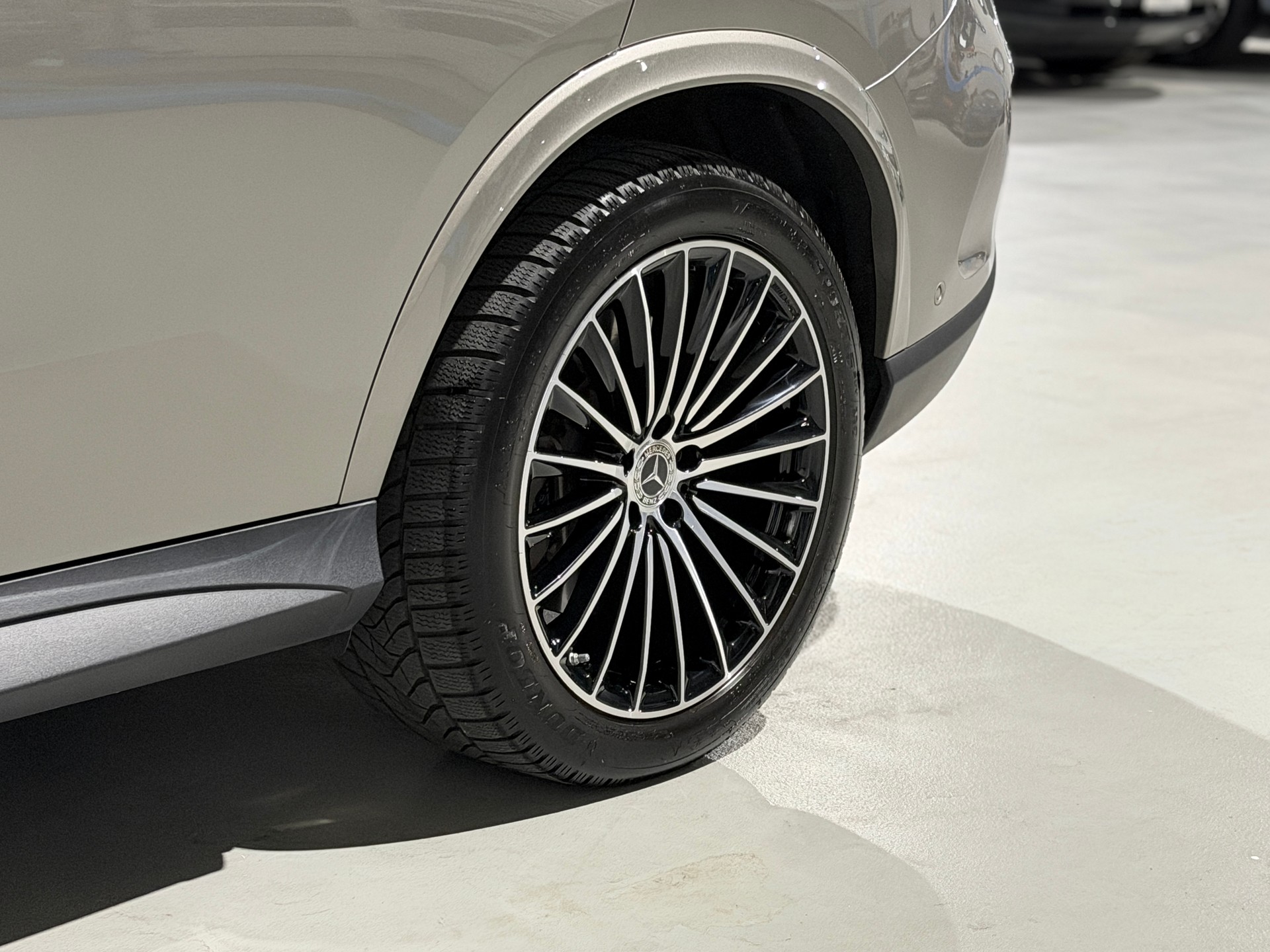 MERCEDES-BENZ GLC 300 de 4Matic AMG Line 9G-Tronic (CH)-image-24