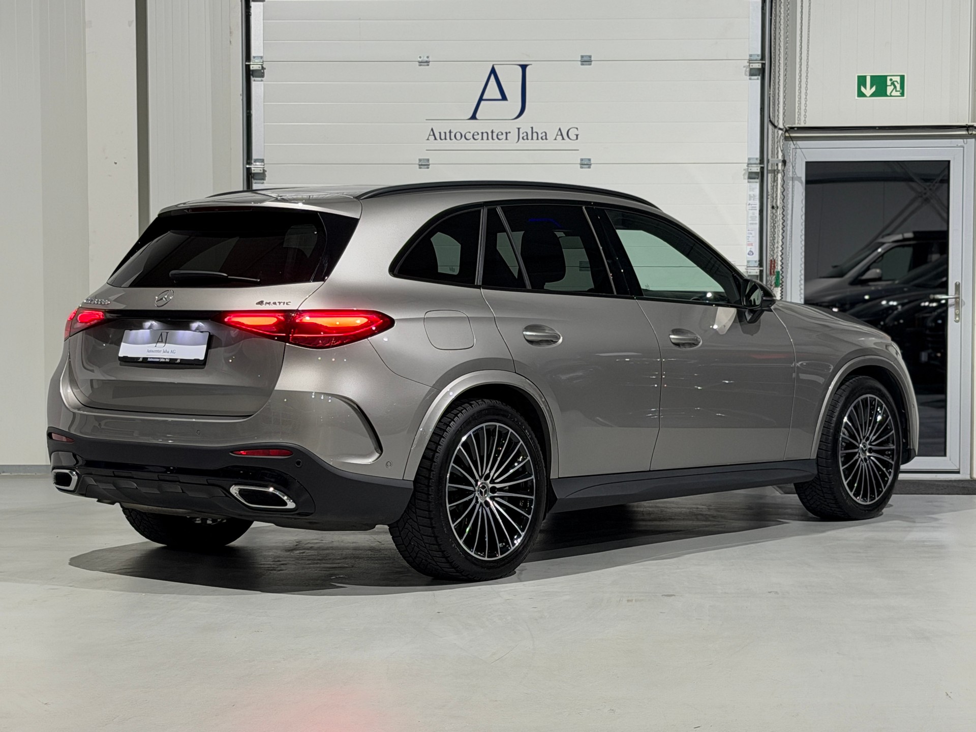 MERCEDES-BENZ GLC 300 de 4Matic AMG Line 9G-Tronic (CH)-image-7