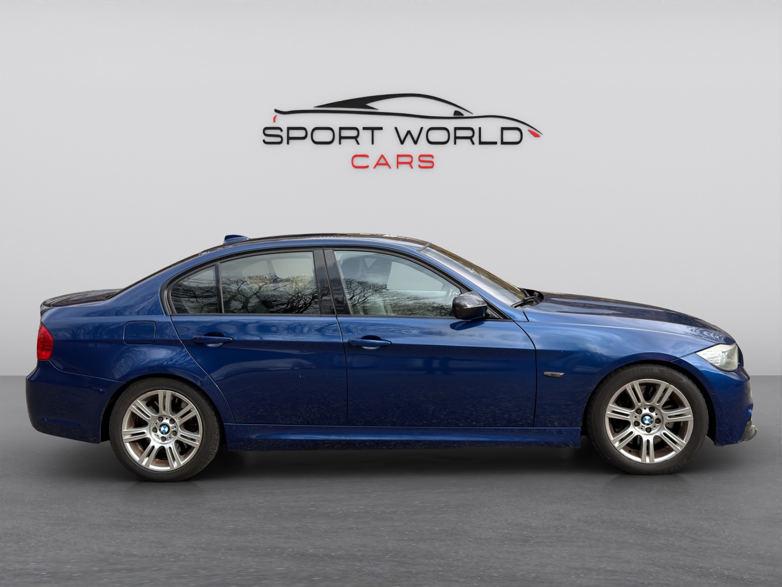 BMW BMW 335i xDrive-image-18