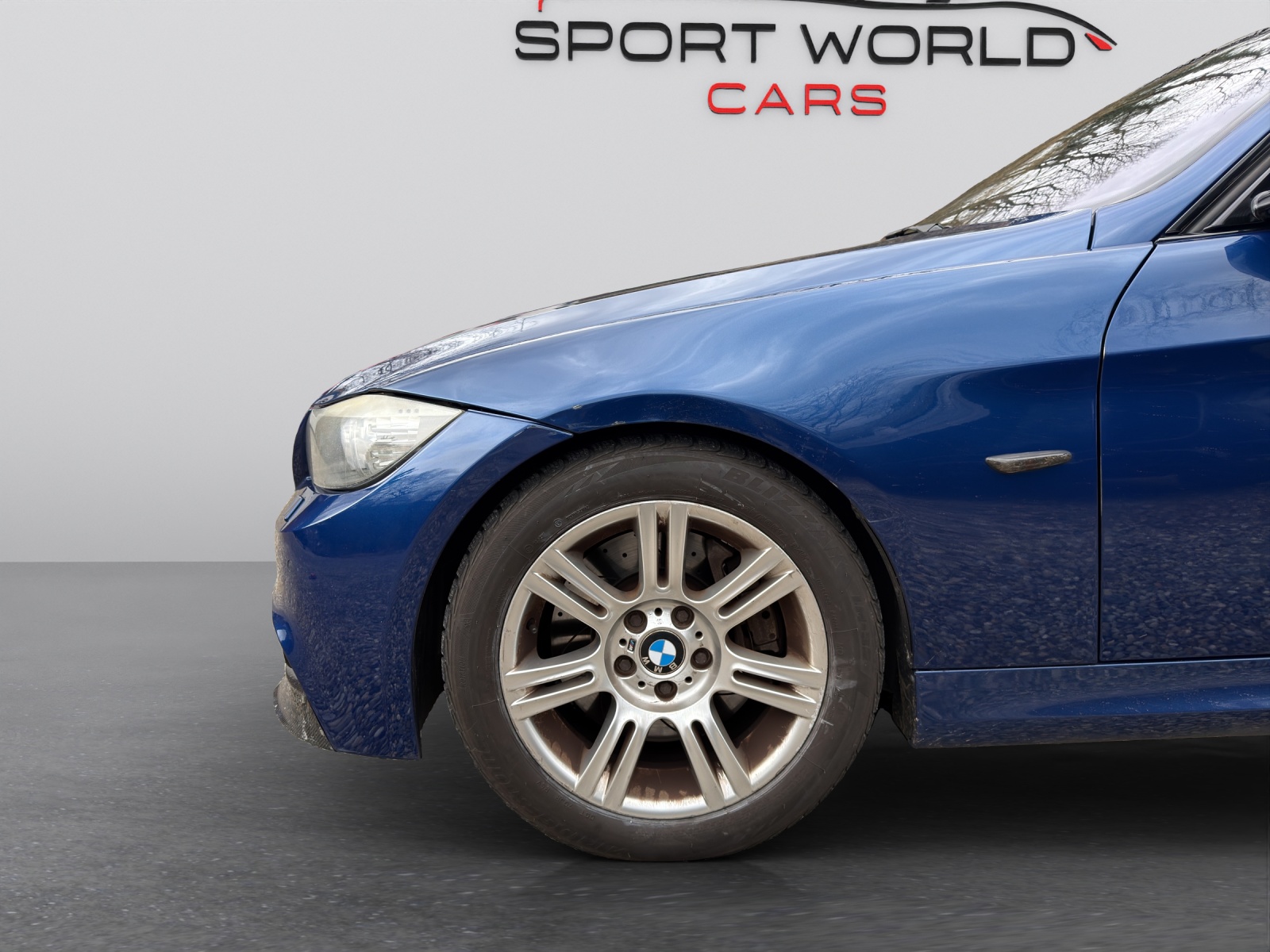 BMW BMW 335i xDrive-image-21