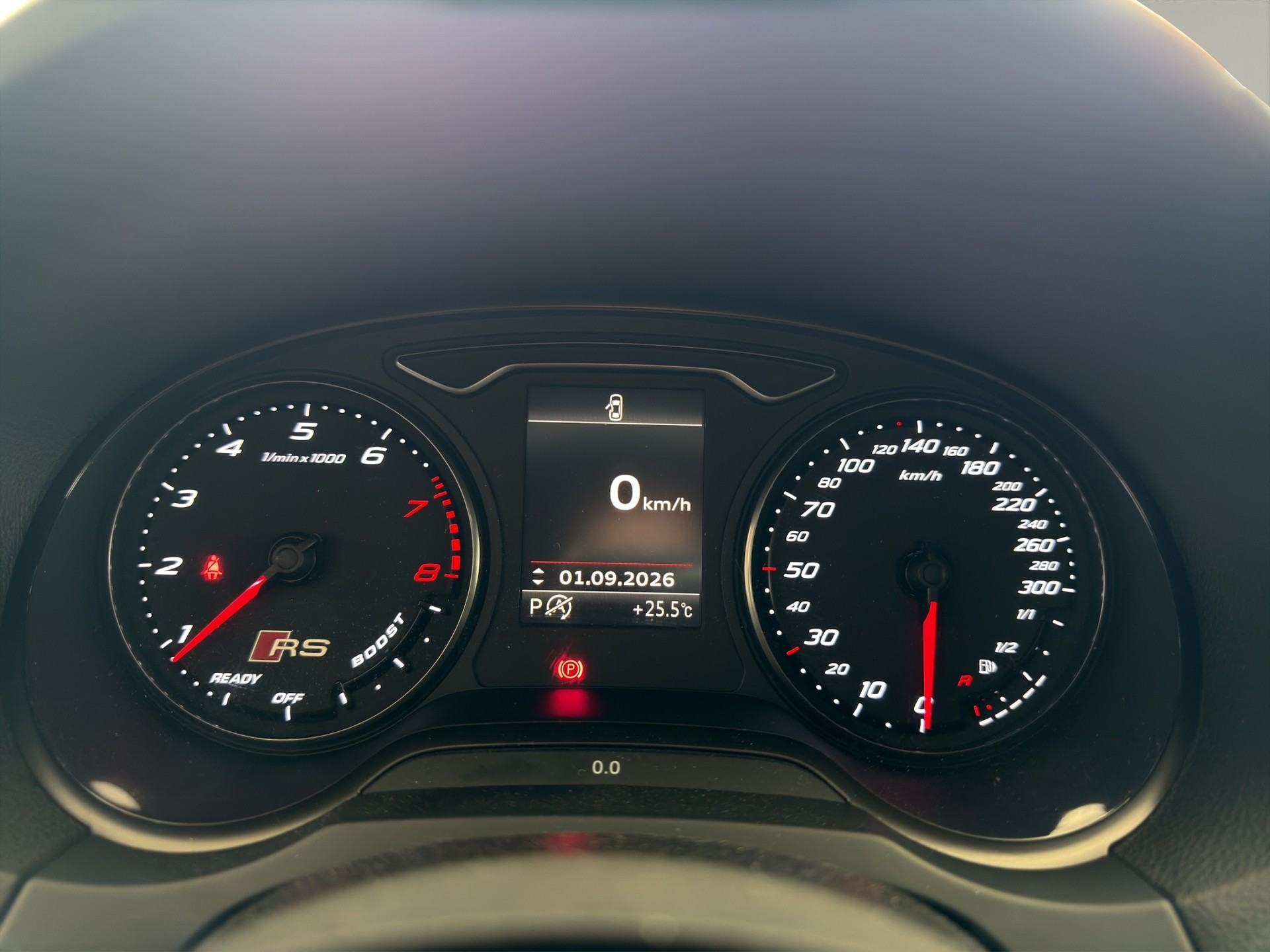 AUDI RS3 2.5 TSI quattro S-tronic-image-9