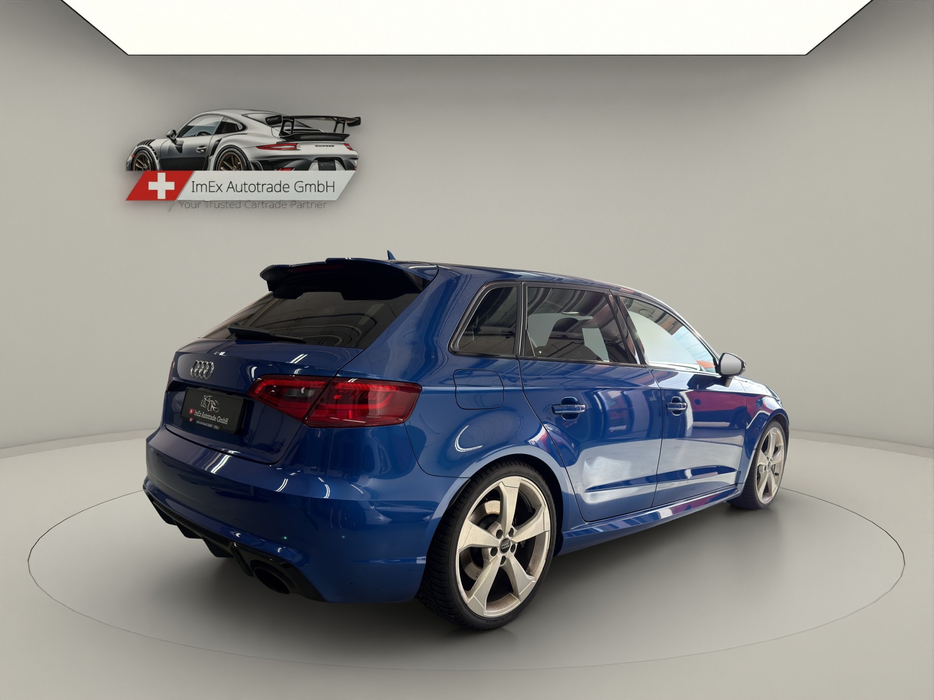 AUDI RS3 2.5 TSI quattro S-tronic-image-3