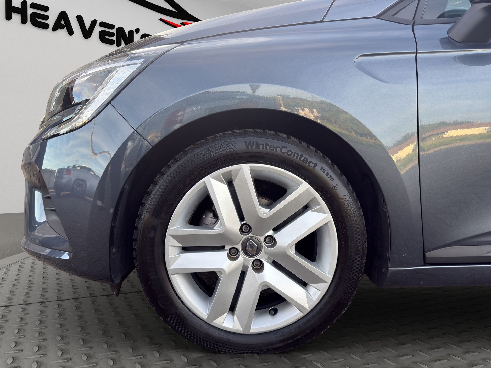 RENAULT Clio 1.0 Zen CVT-image-9