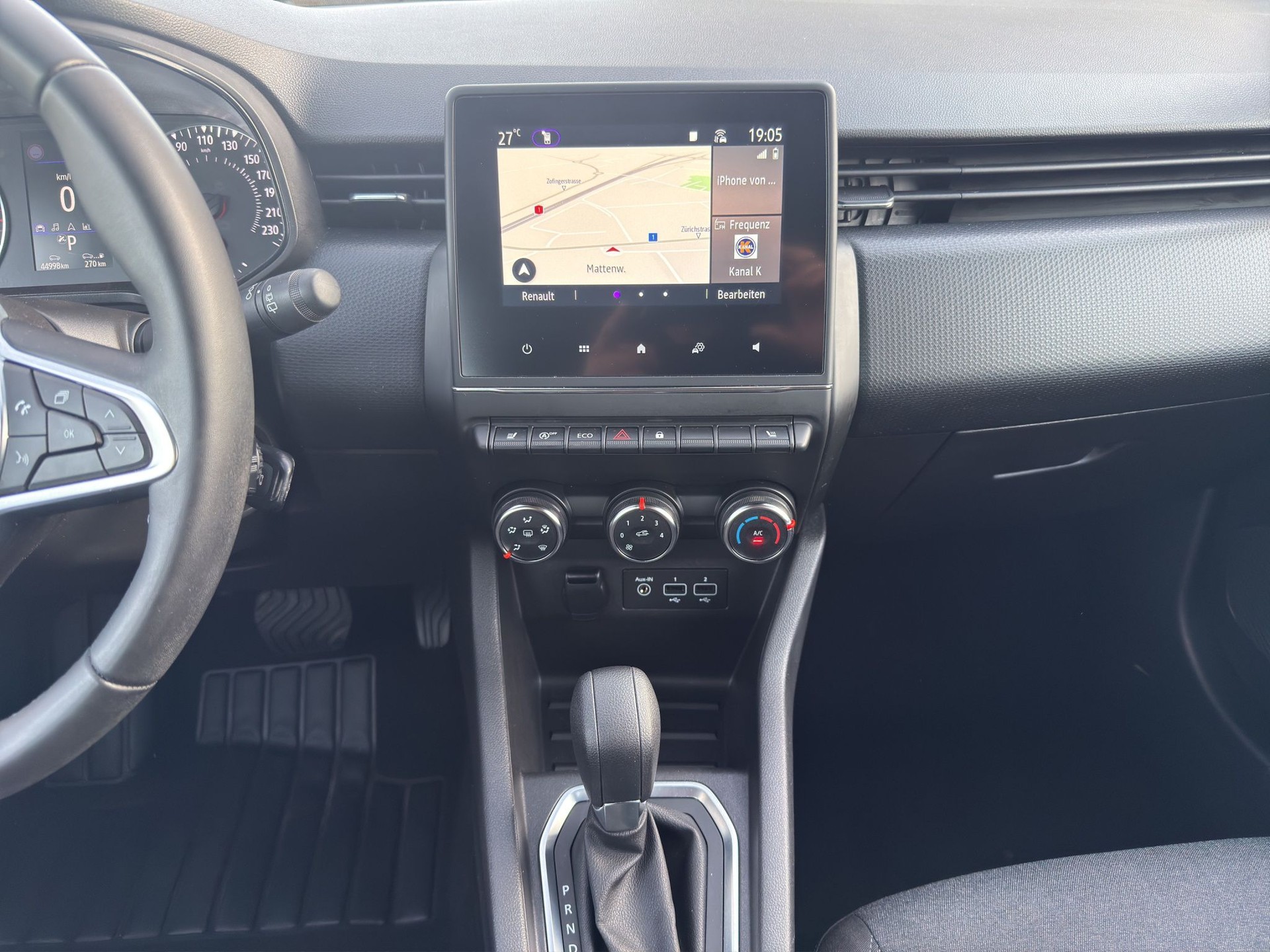 RENAULT Clio 1.0 Zen CVT-image-15
