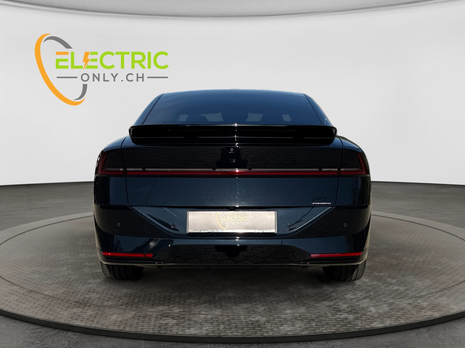 XPENG P7+ Performance AWD 74.9kWh-showroom-element-3