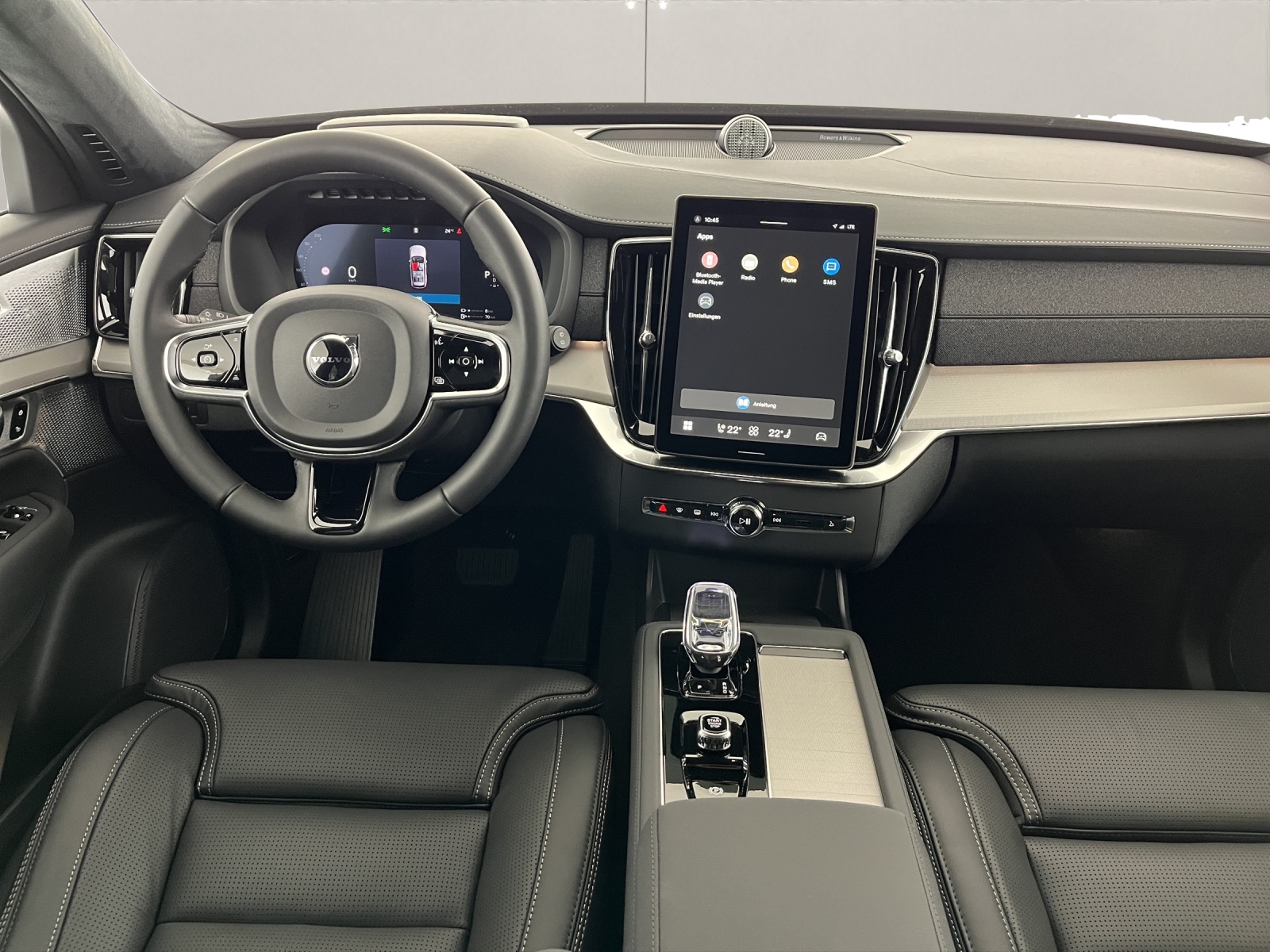 VOLVO XC90 2.0 T8 TE Black Edition eAWD-image-12