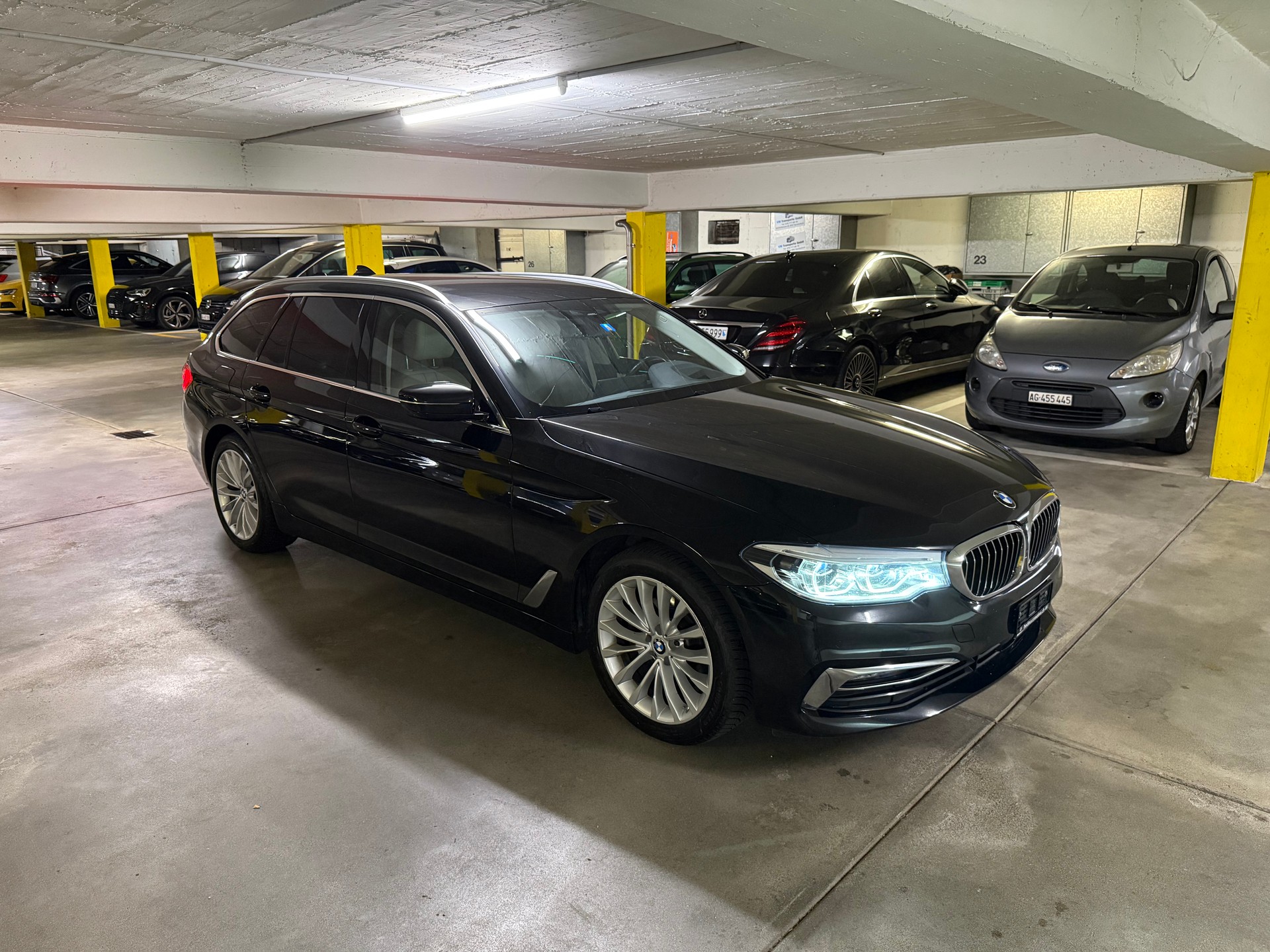 BMW 520d xDrive-image-7