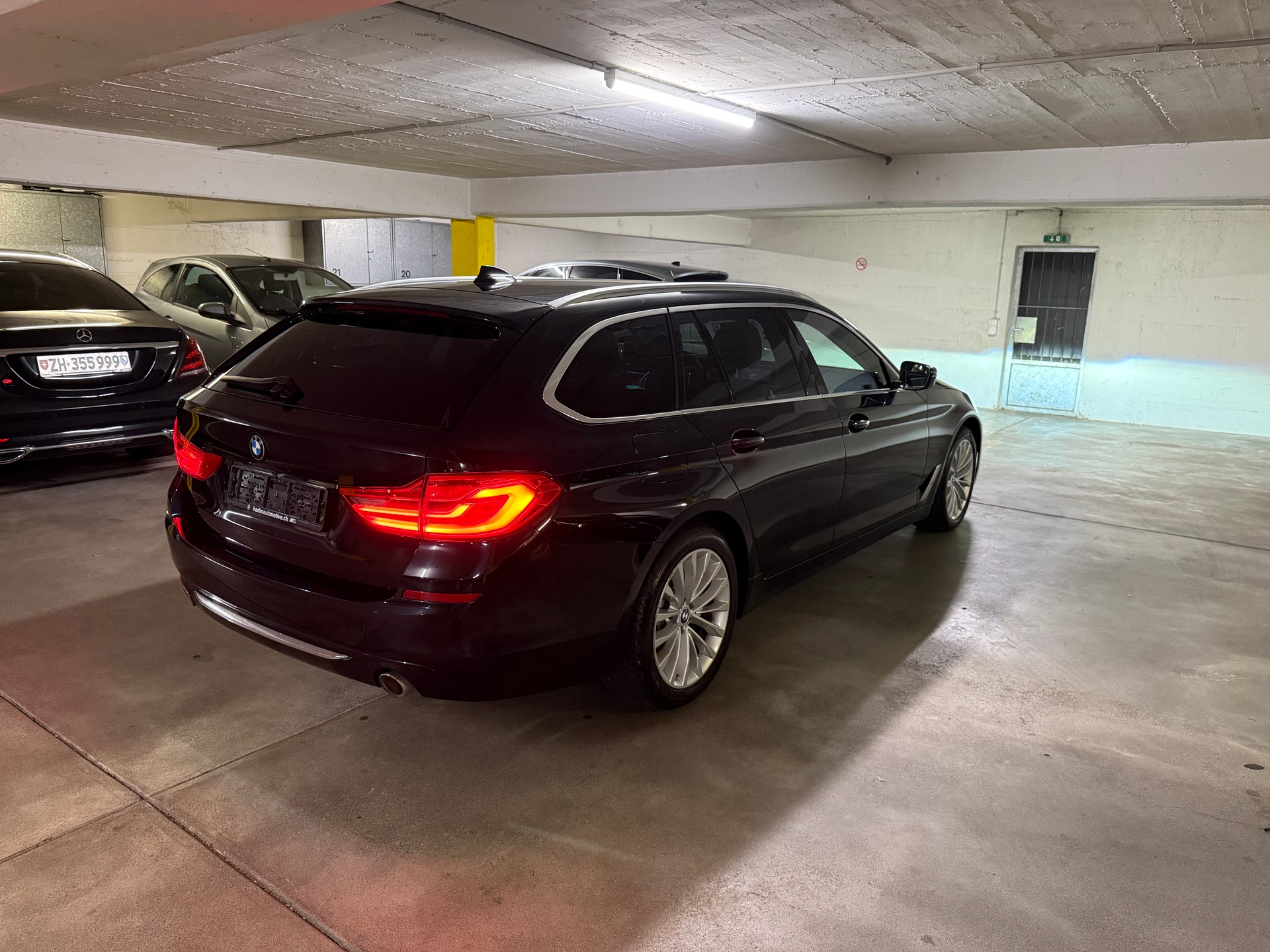 BMW 520d xDrive-image-5