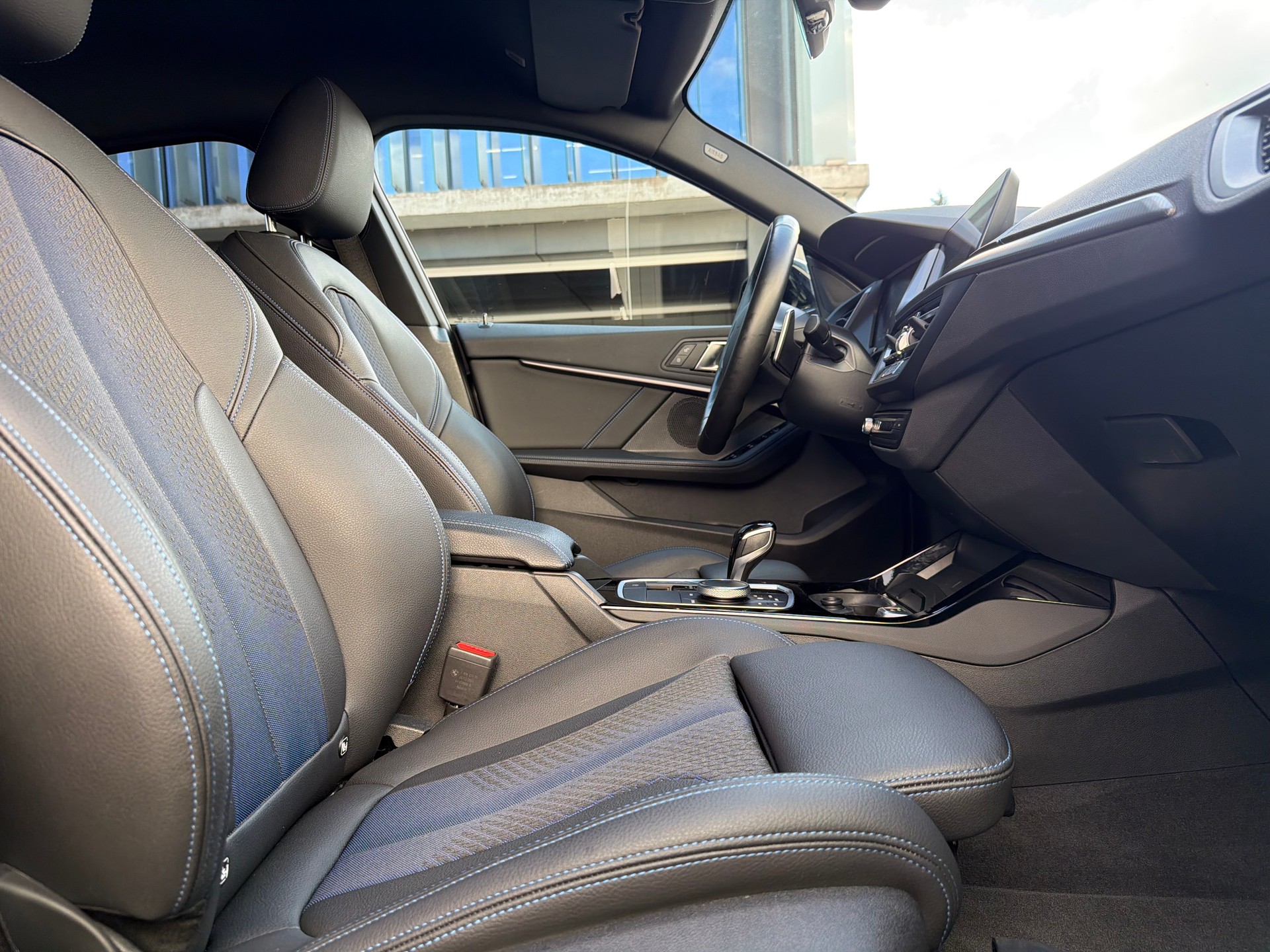 BMW 218d Gran Coupé M Sport Steptronic-image-16