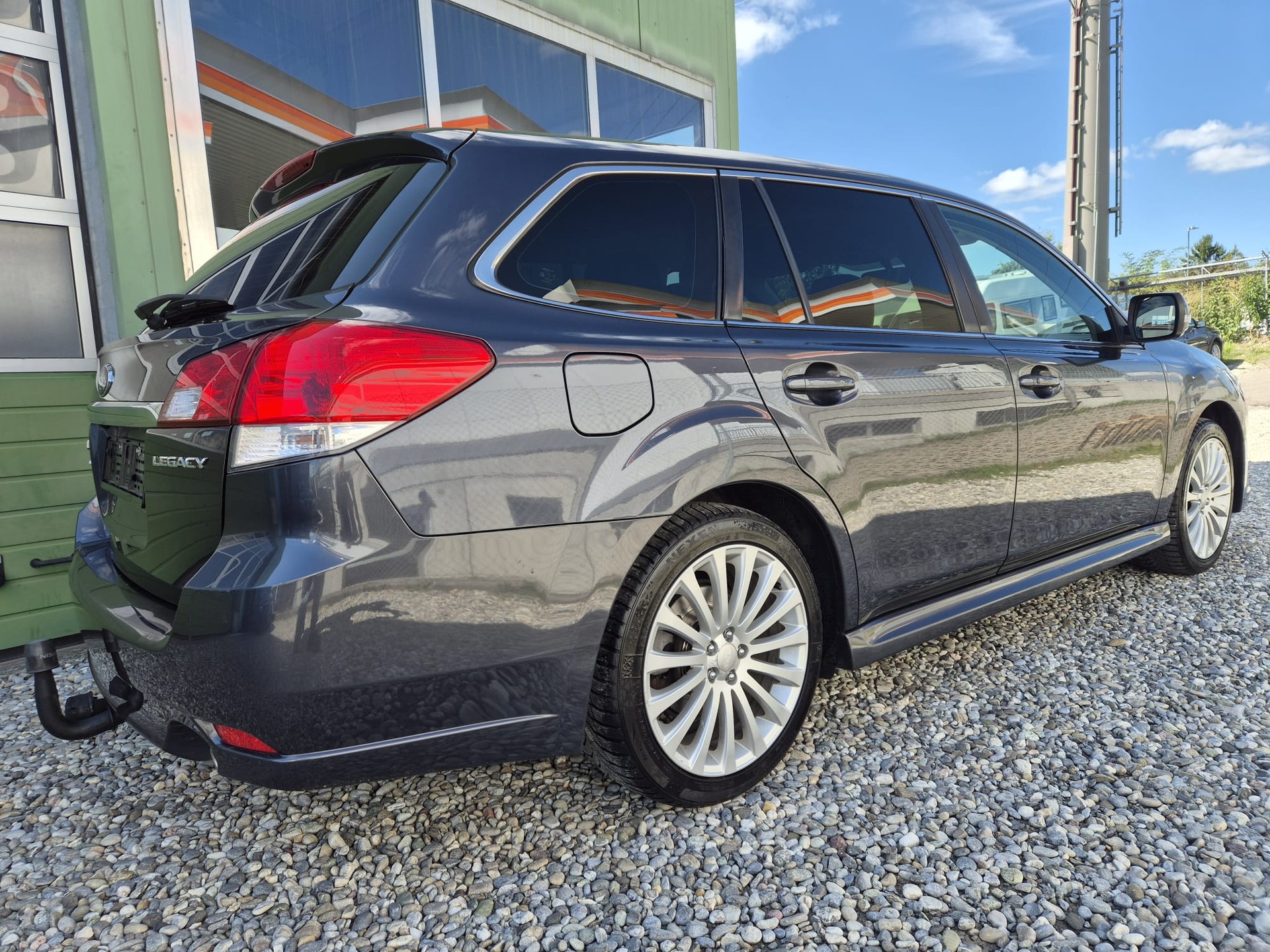 SUBARU Legacy 2.5GT Executive S AWD Automatic-image-4