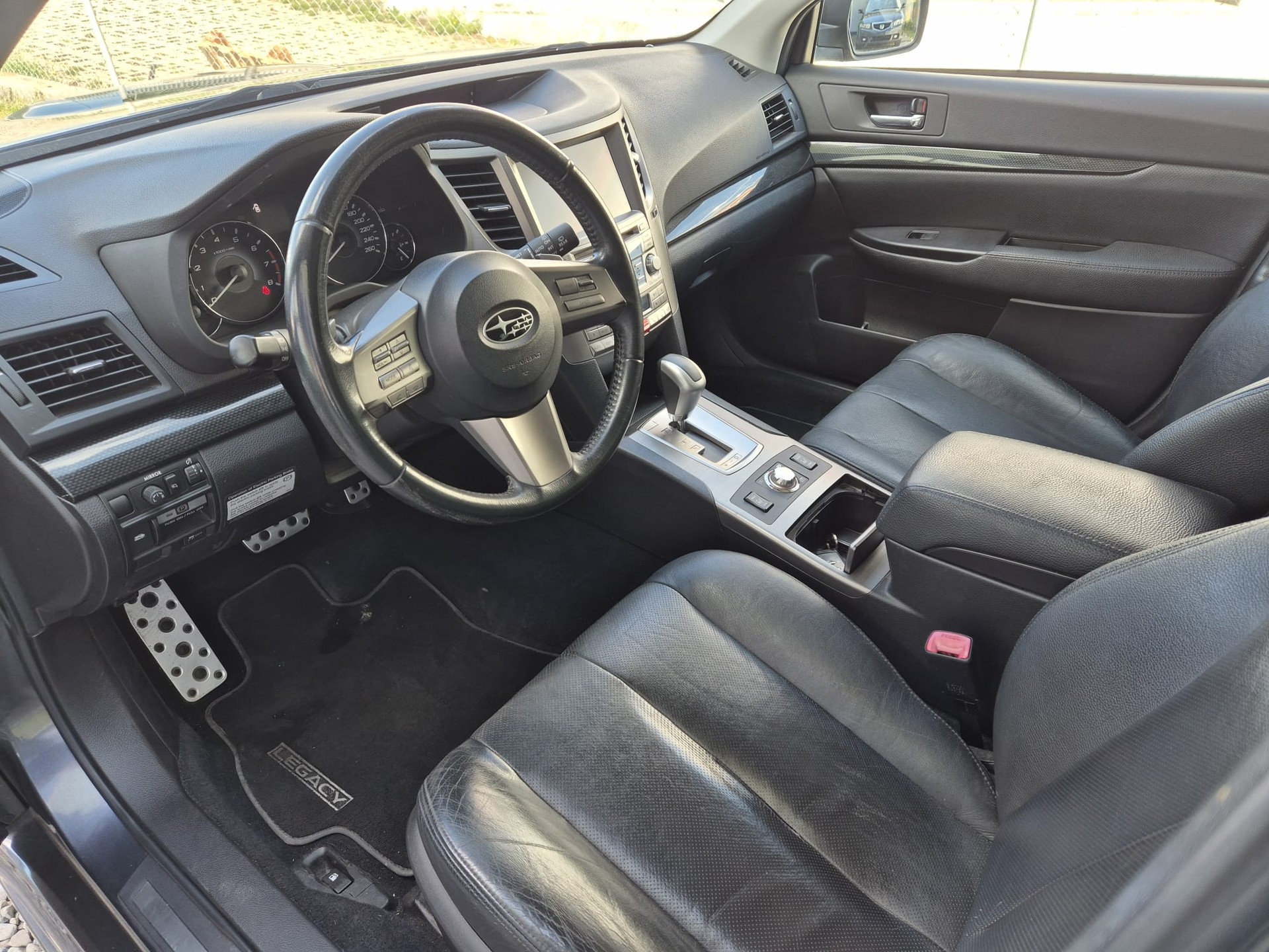 SUBARU Legacy 2.5GT Executive S AWD Automatic-image-9