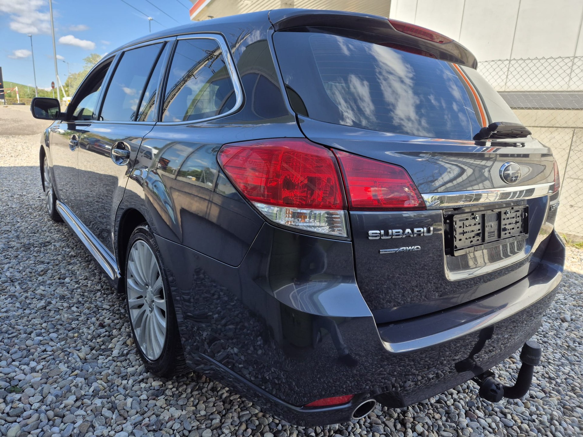 SUBARU Legacy 2.5GT Executive S AWD Automatic-image-6