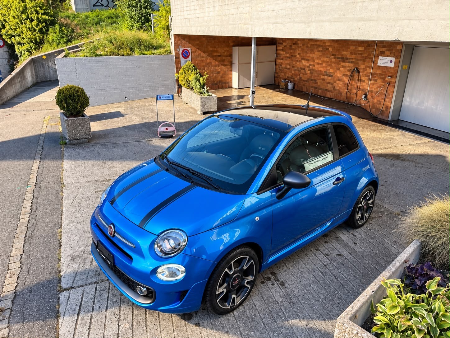 Car photo