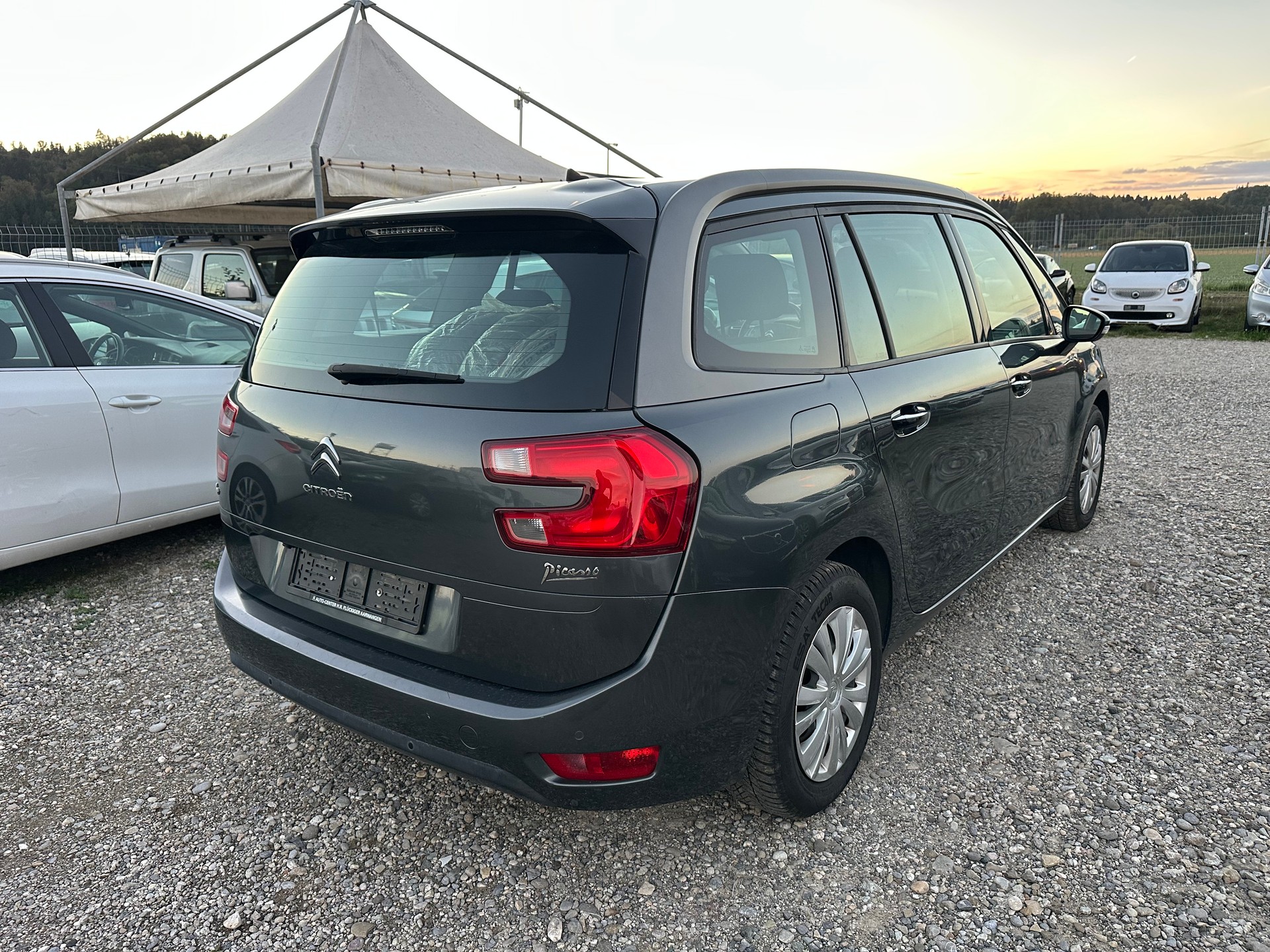 CITROEN Grand C4 Picasso 1.6 e-HDi Exclusive EGS6-image-3