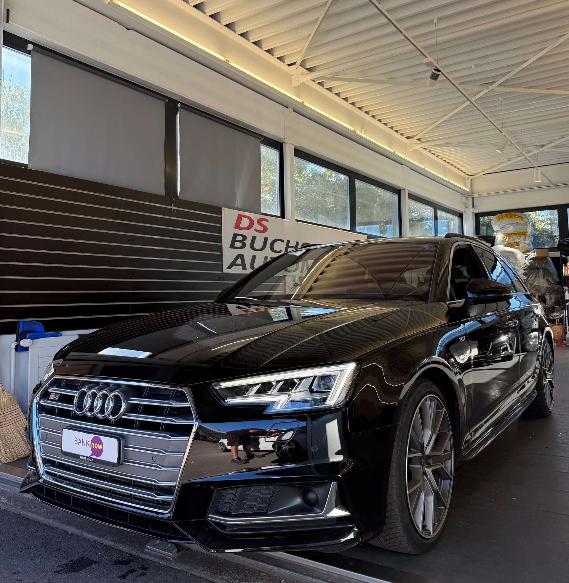 AUDI S4 Avant 3.0 V6 TFSI quattro S-Tronic-image-1