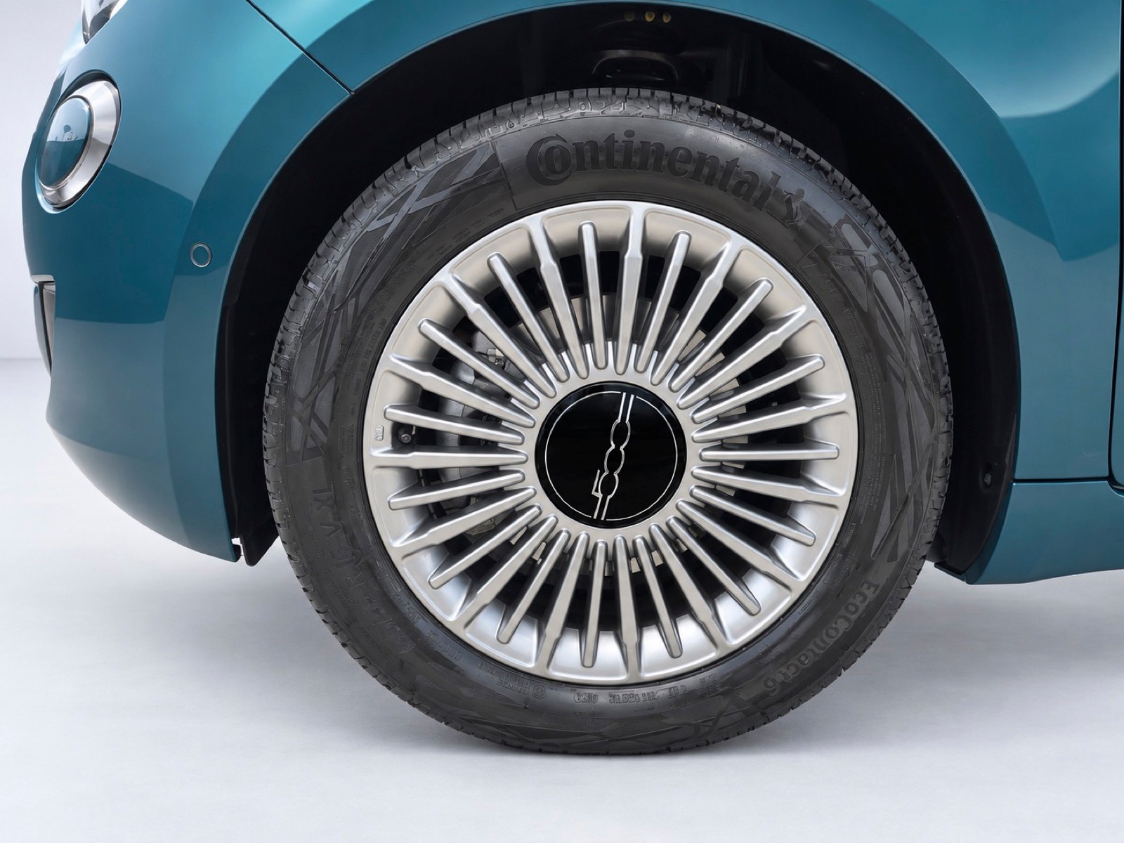 FIAT 500 C electric 87 kW Swiss Edition *inkl. 12 Monate Garantie*-image-1