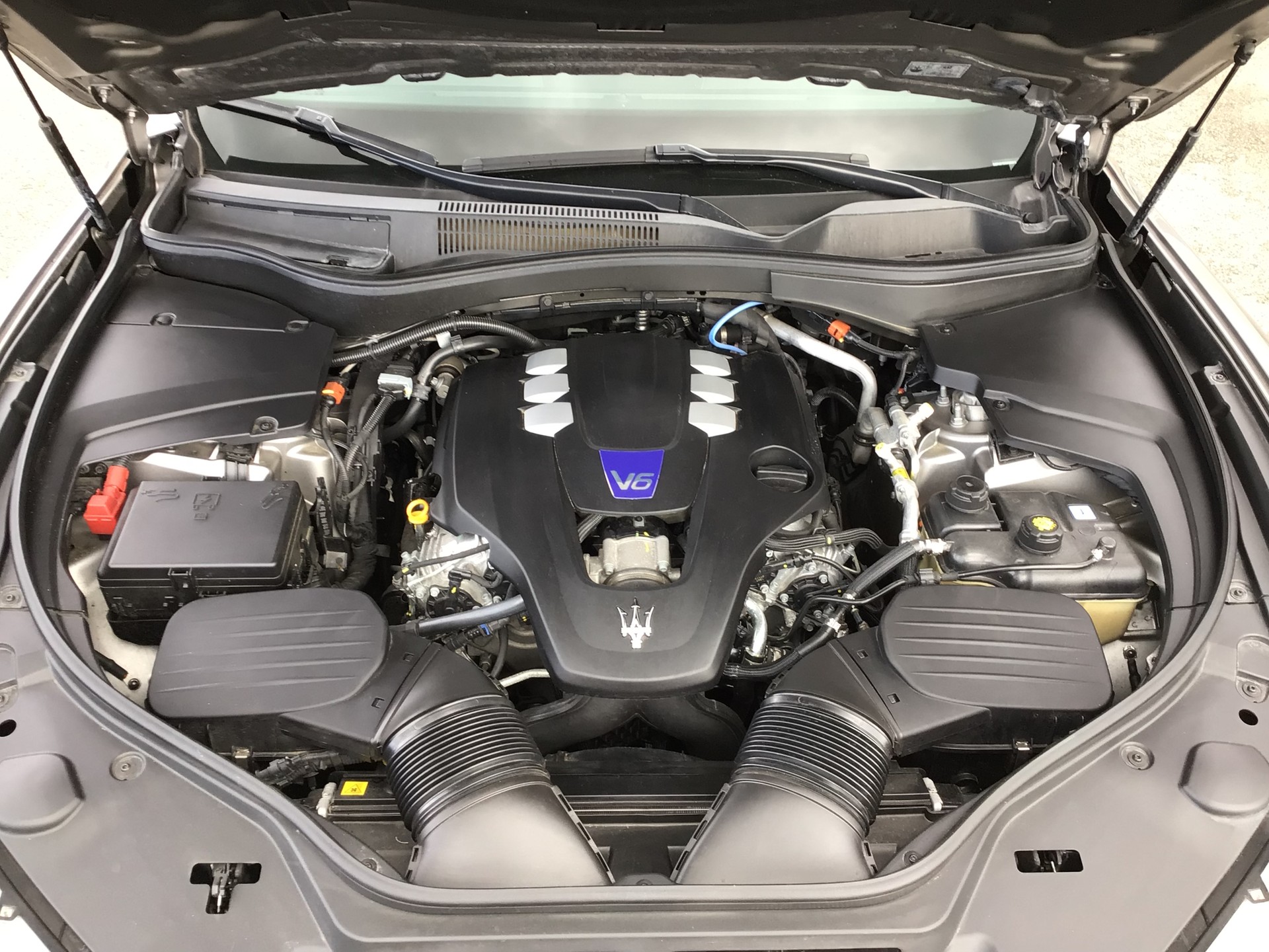MASERATI Levante S 3.0 V6 Modena S Automatica-image-12