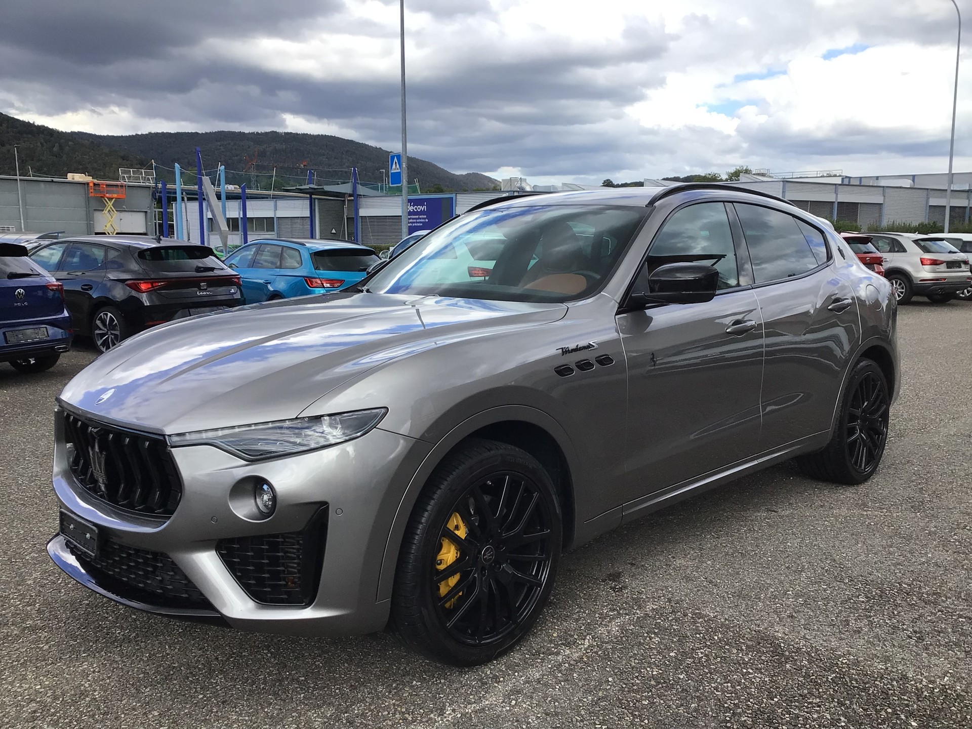 MASERATI Levante S 3.0 V6 Modena S Automatica-image-0