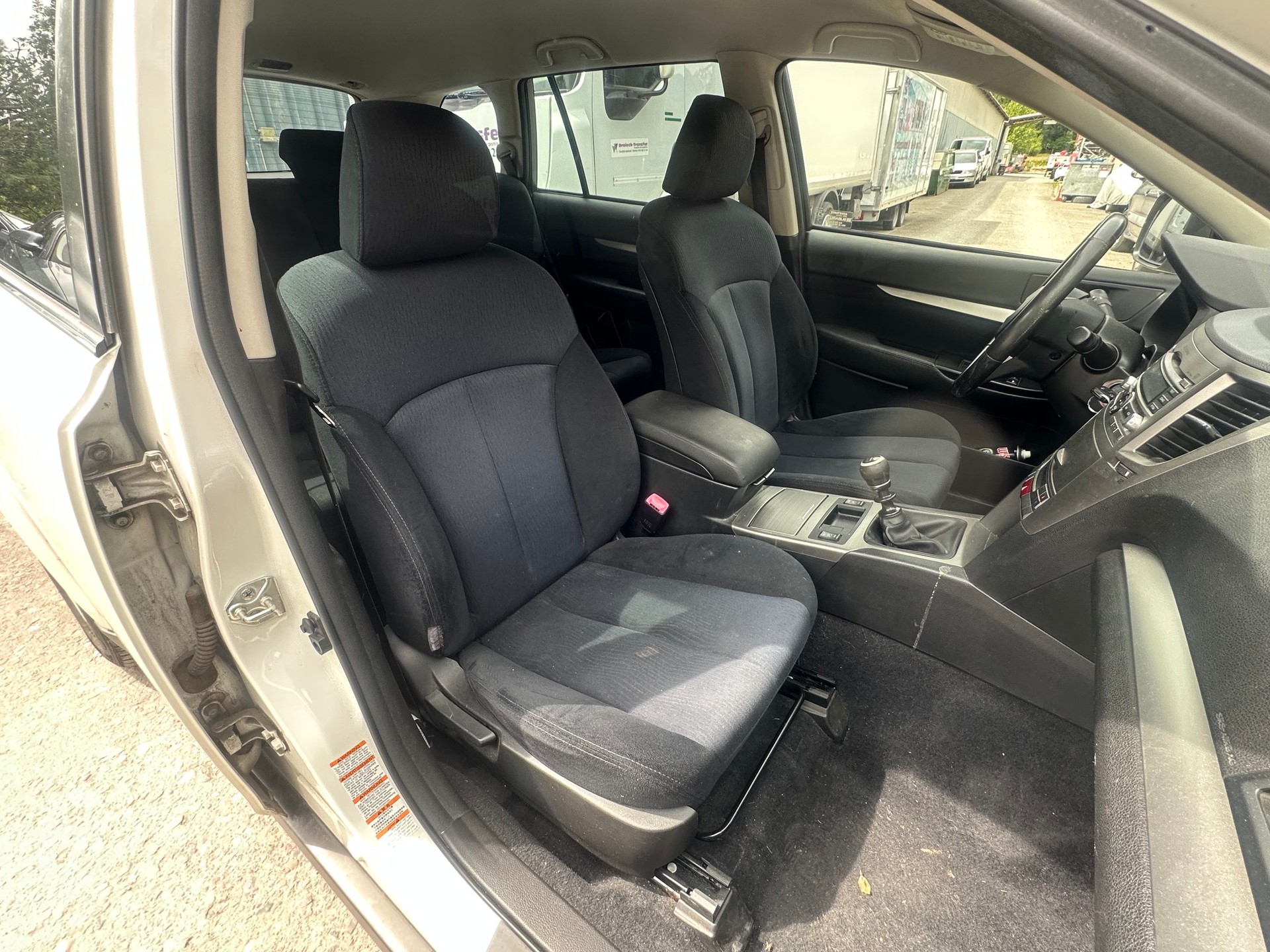 SUBARU Outback 2.0D Swiss AWD-image-8