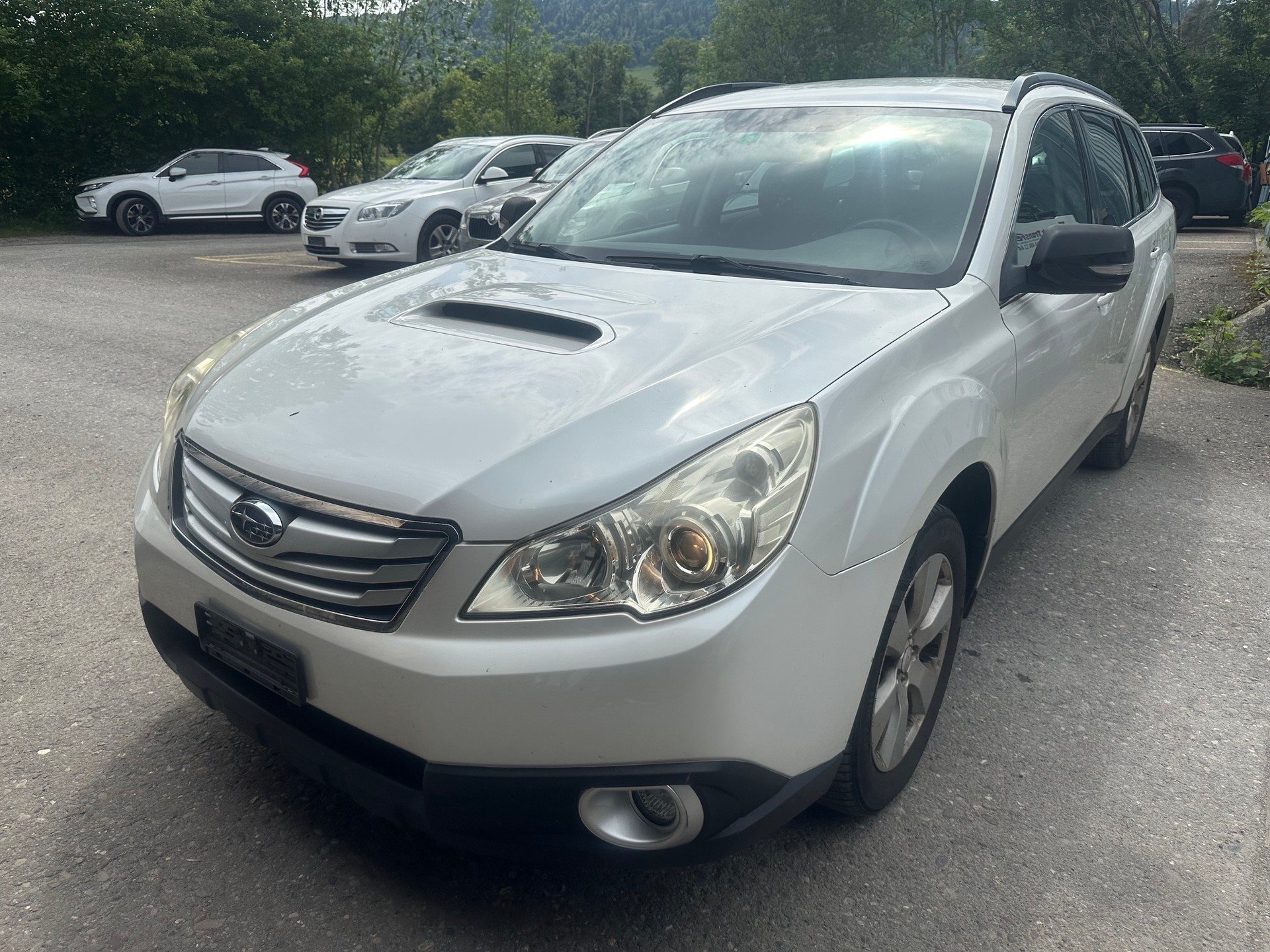 SUBARU Outback 2.0D Swiss AWD-image-1