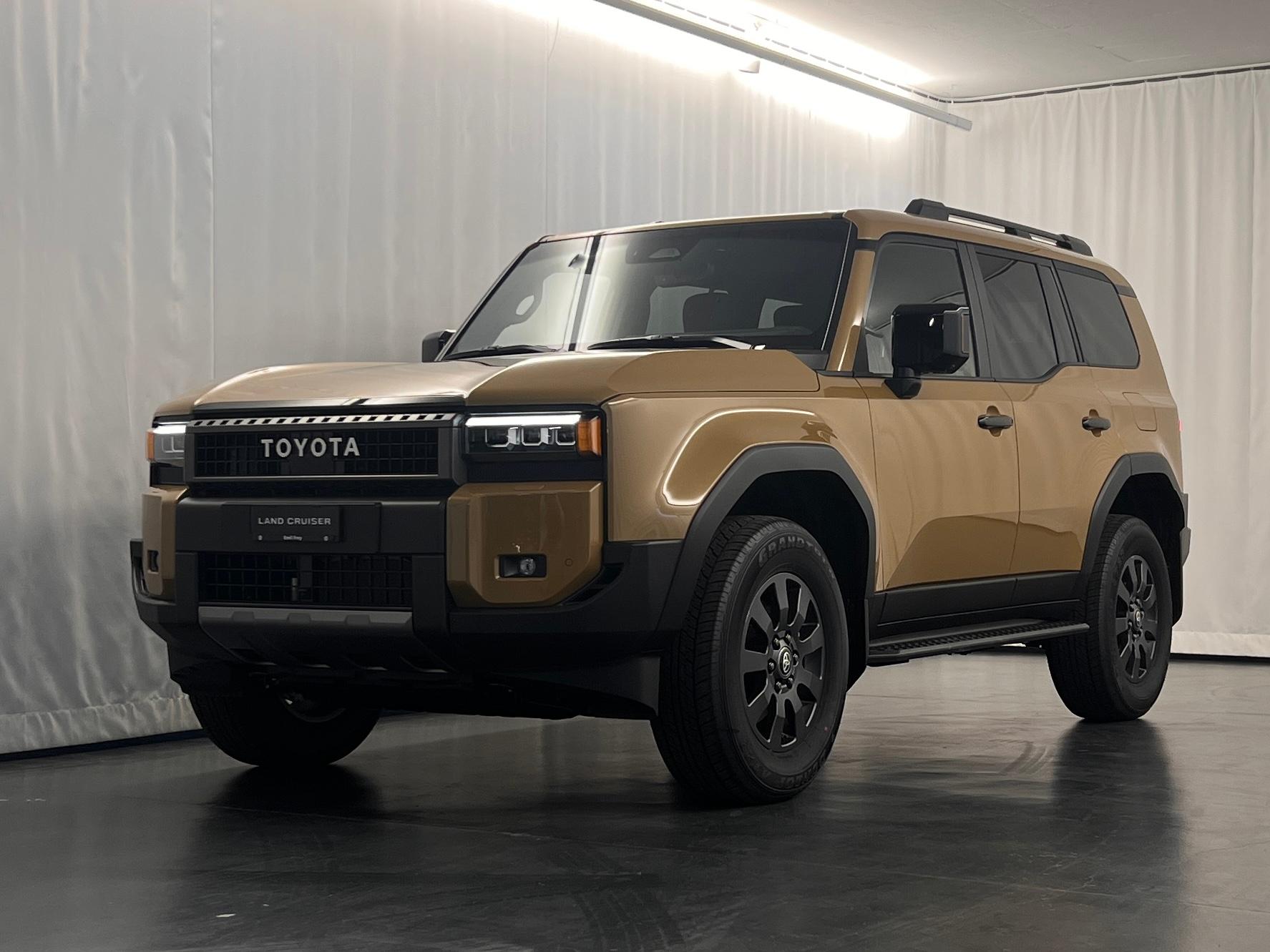 TOYOTA Land Cruiser 2.8 D Style-image-1